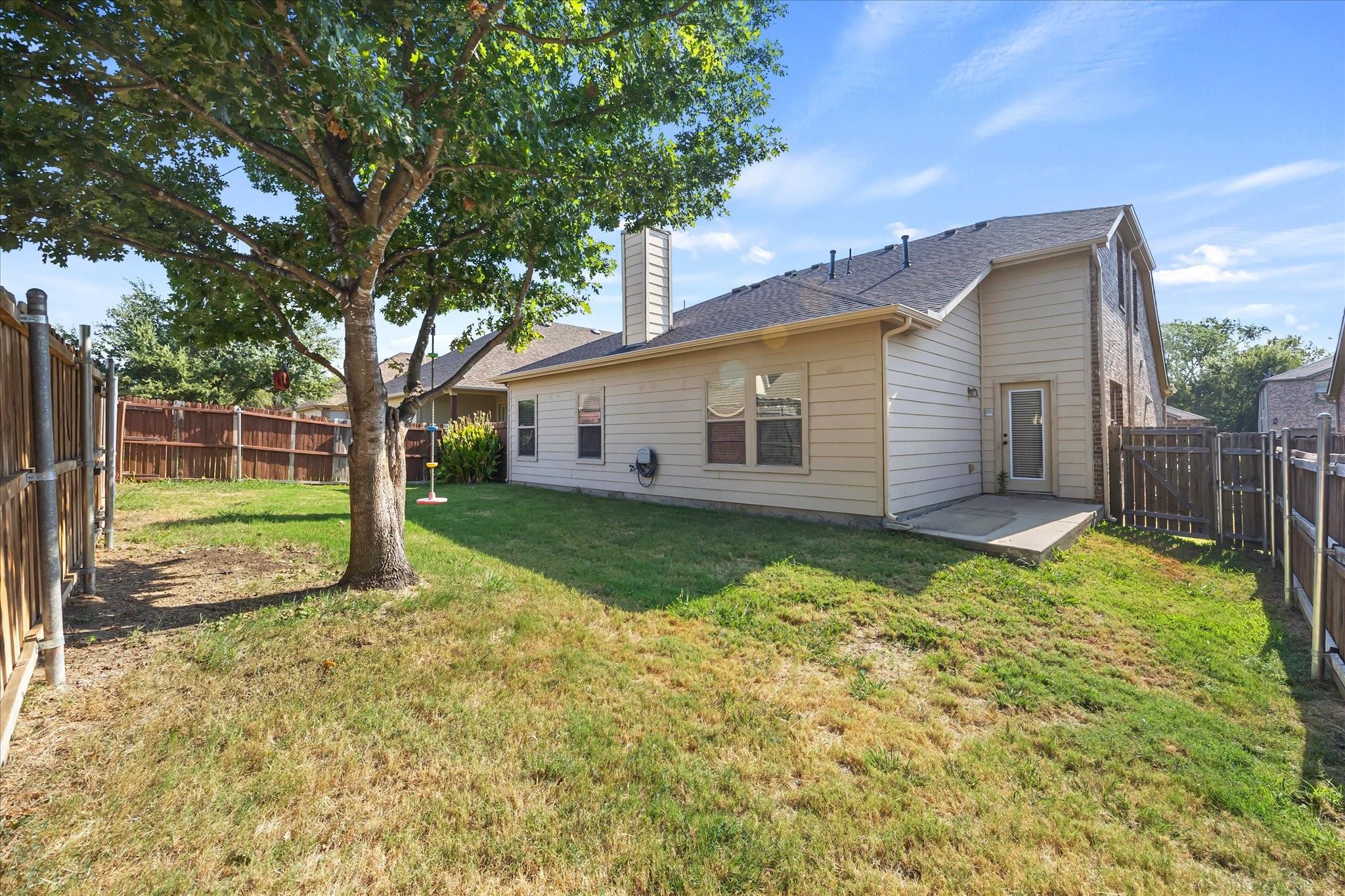 main property photo 33