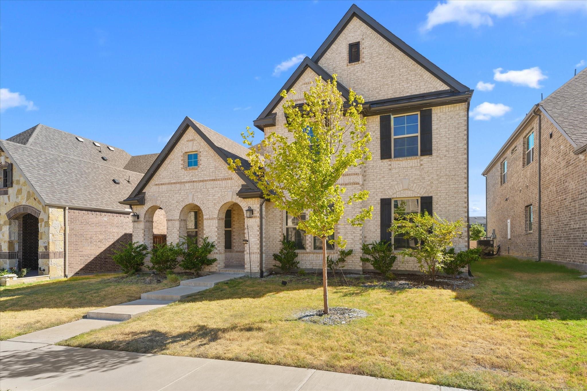 main property photo 35