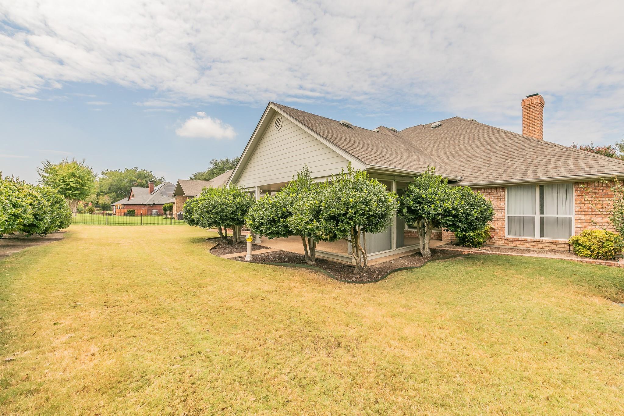 main property photo 31