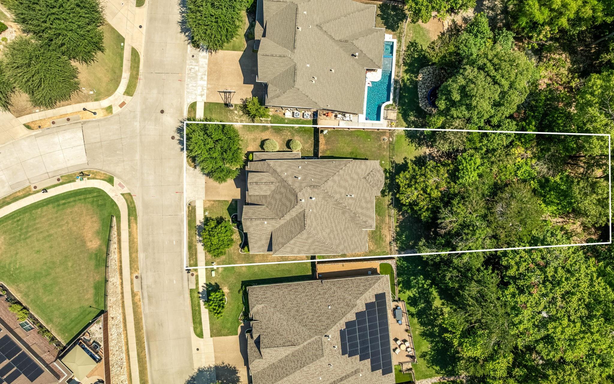 main property photo 23