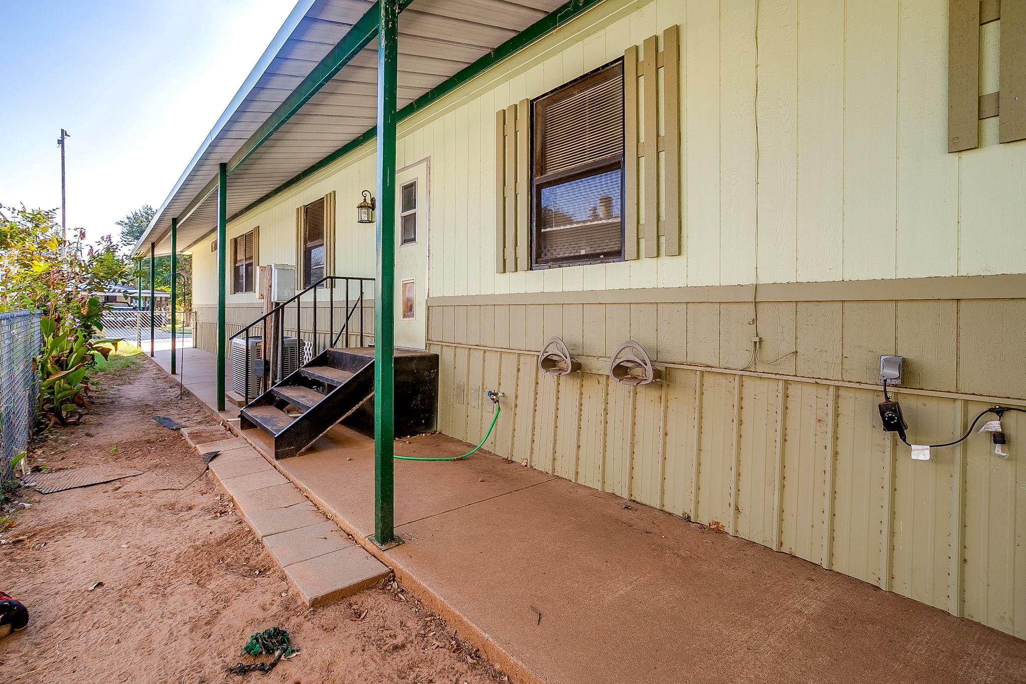 main property photo 31