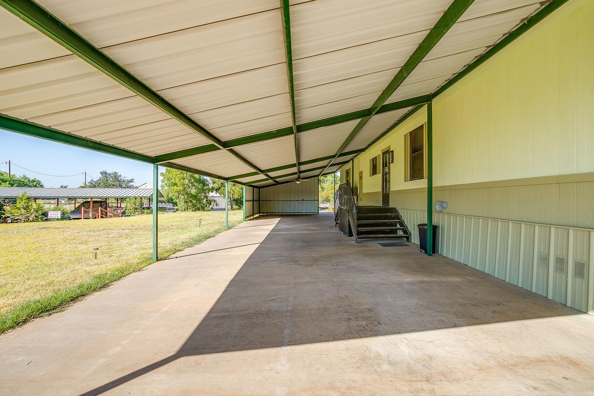 main property photo 9