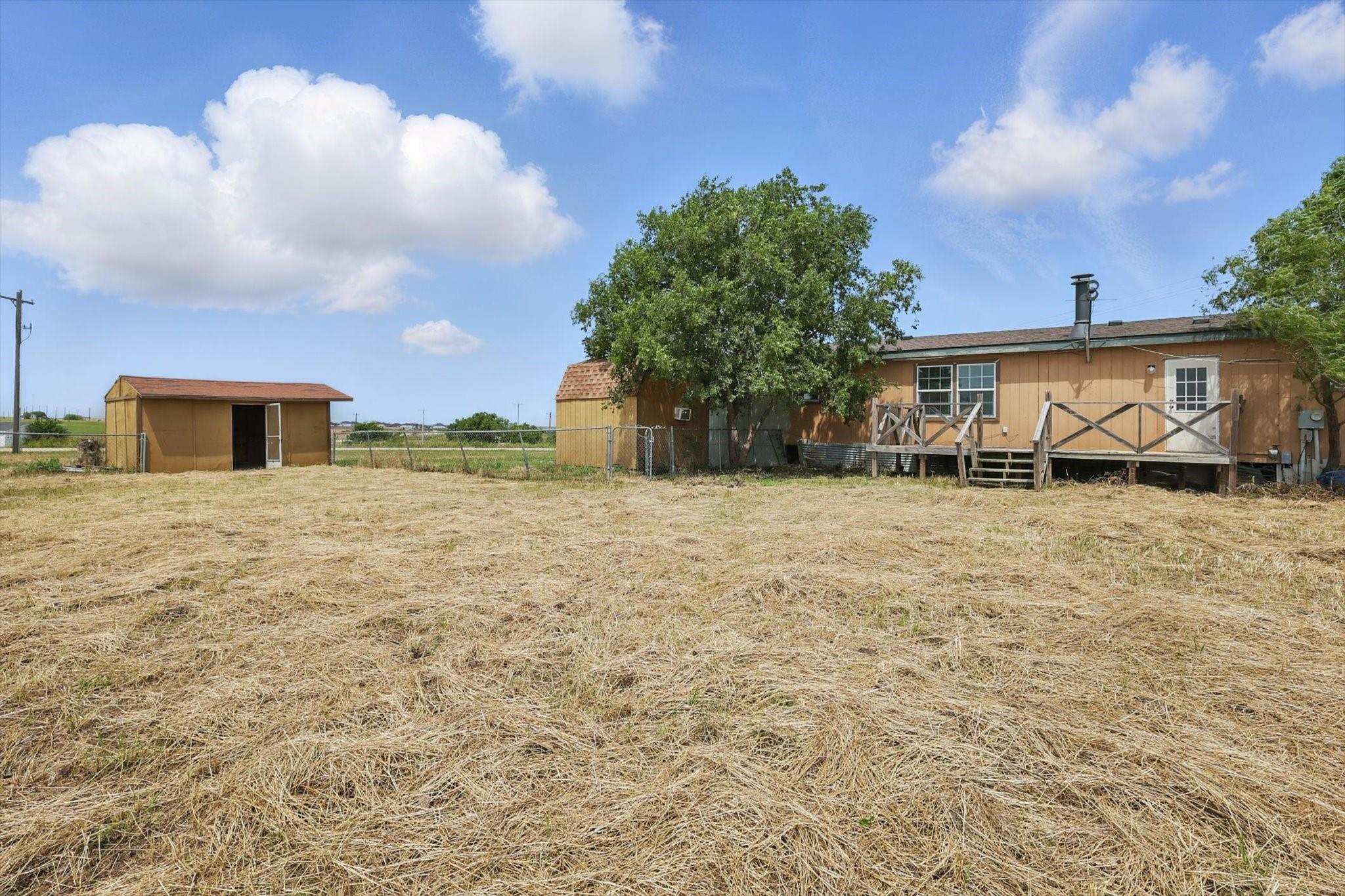 main property photo 25