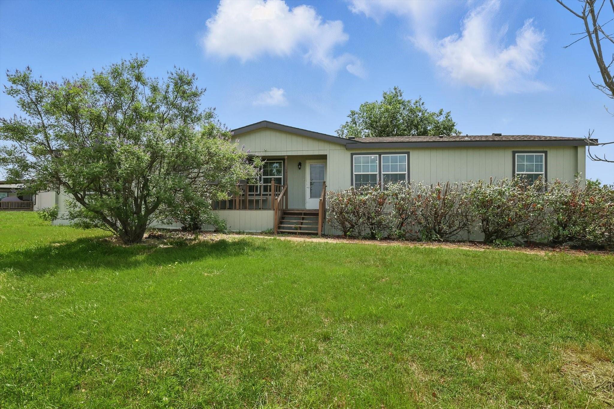 main property photo 4