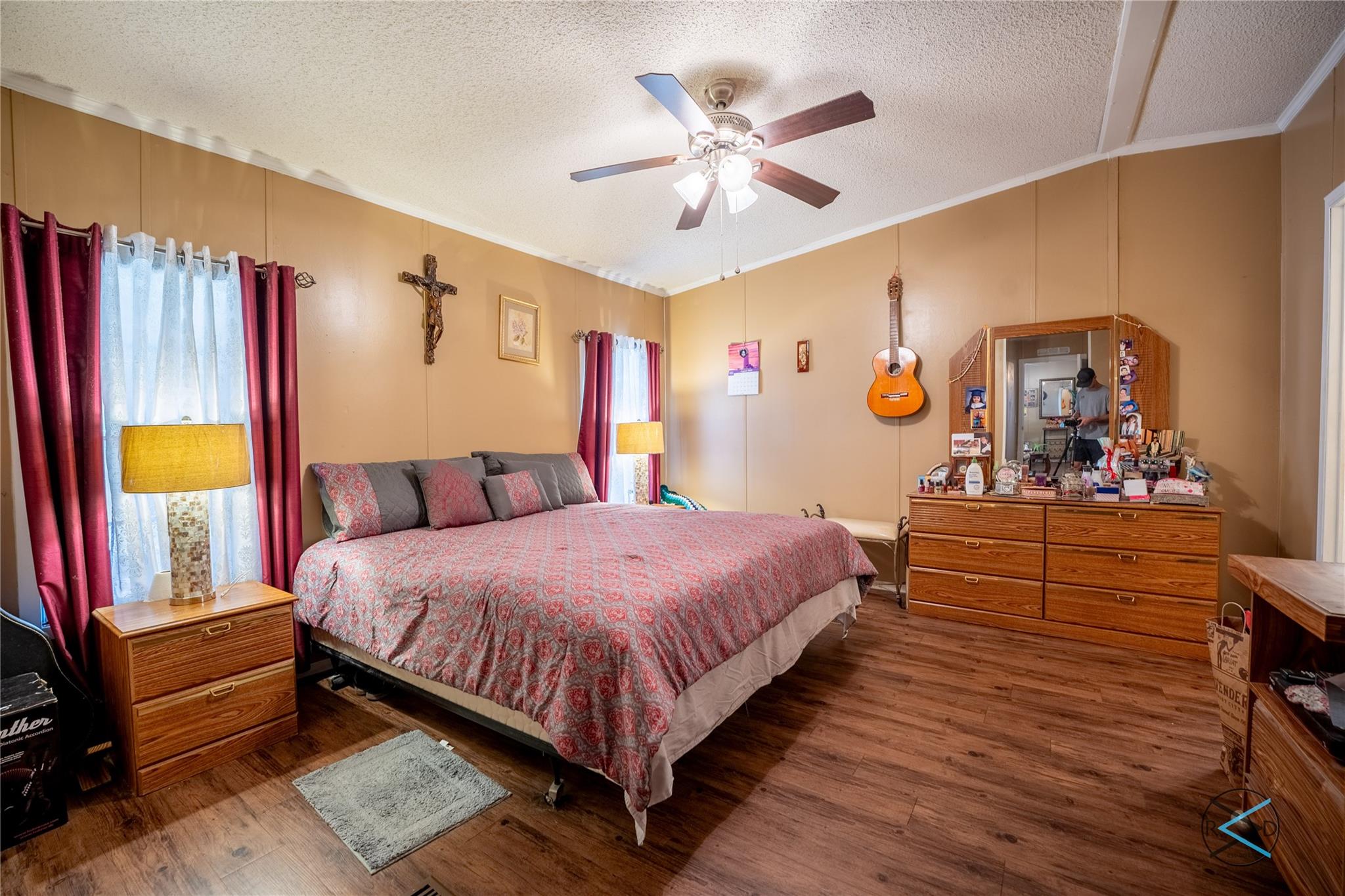 main property photo 39