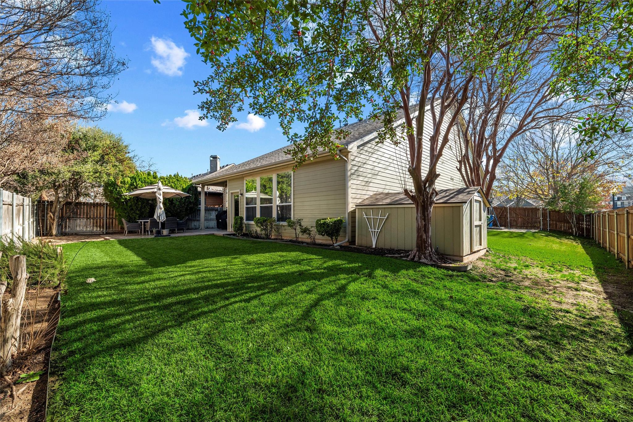 main property photo 23