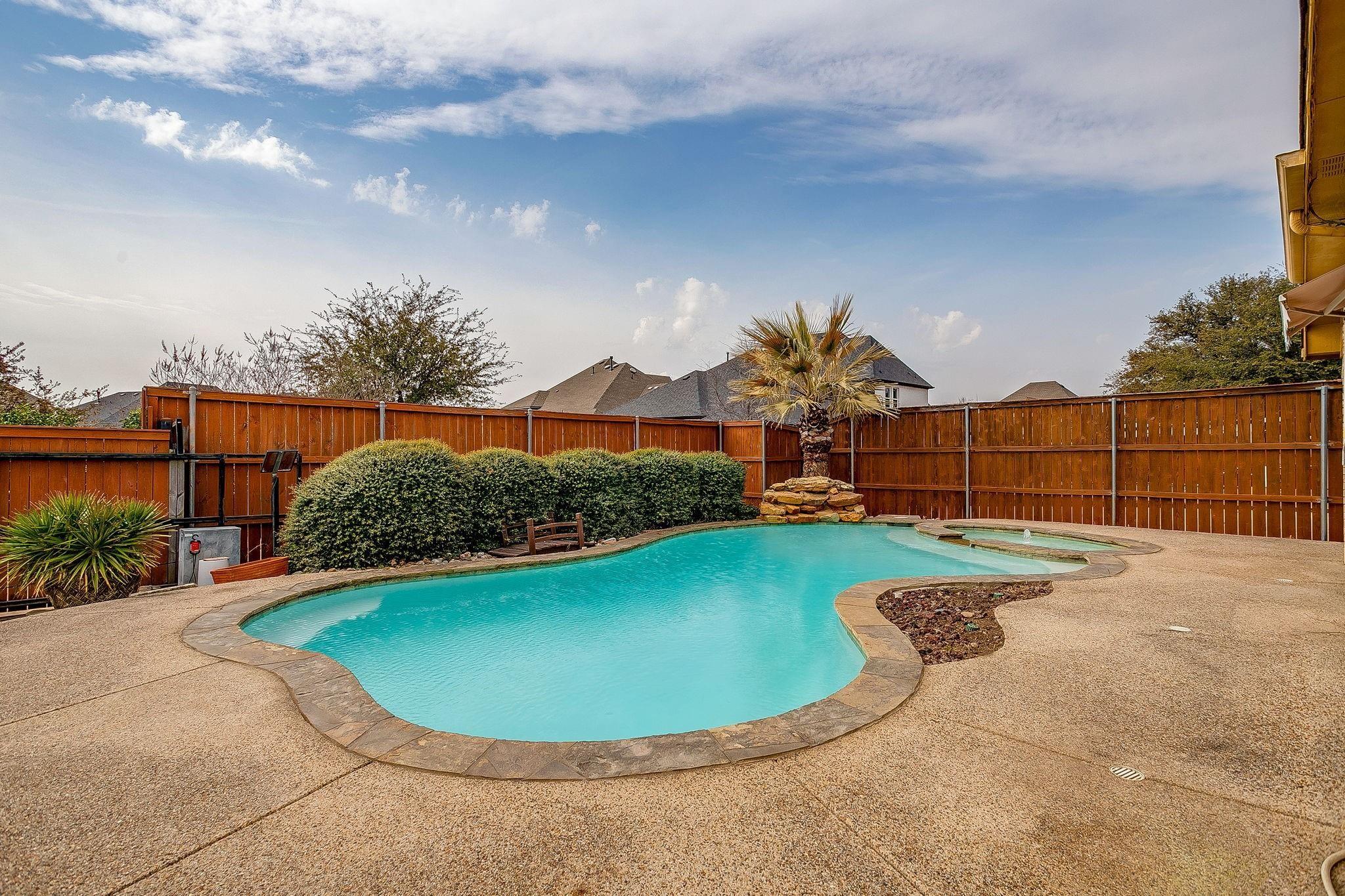 main property photo 35