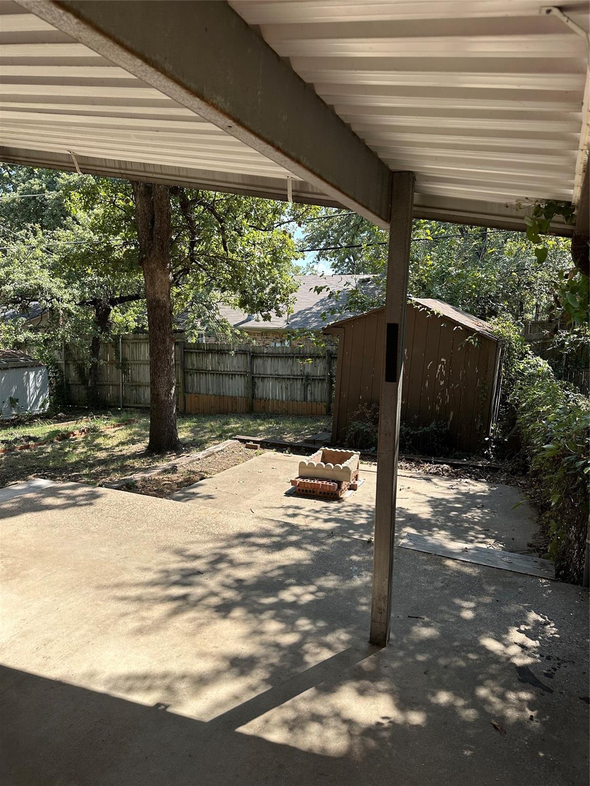 main property photo 6