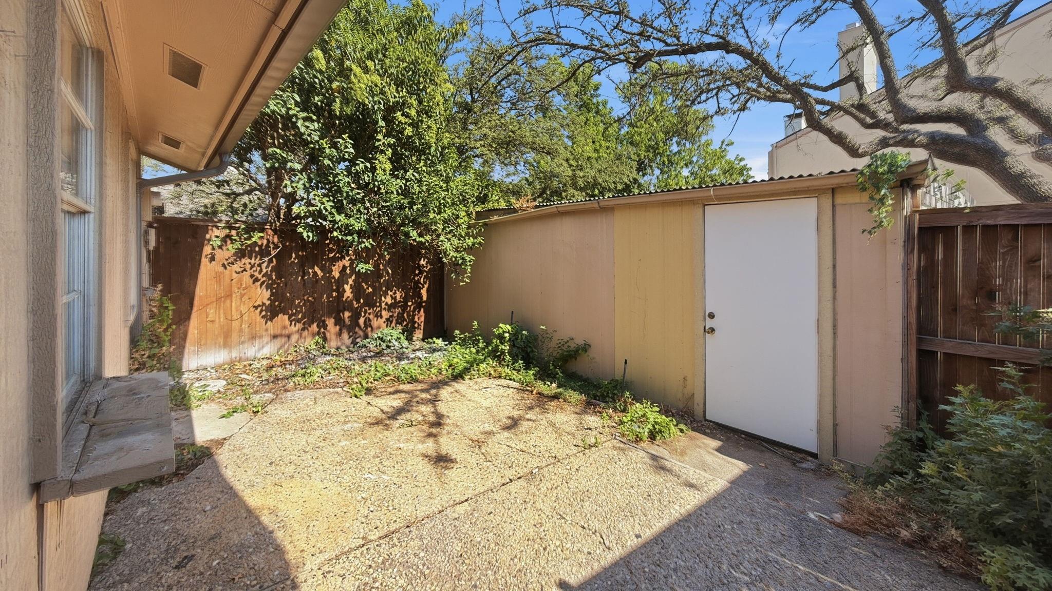 main property photo 21
