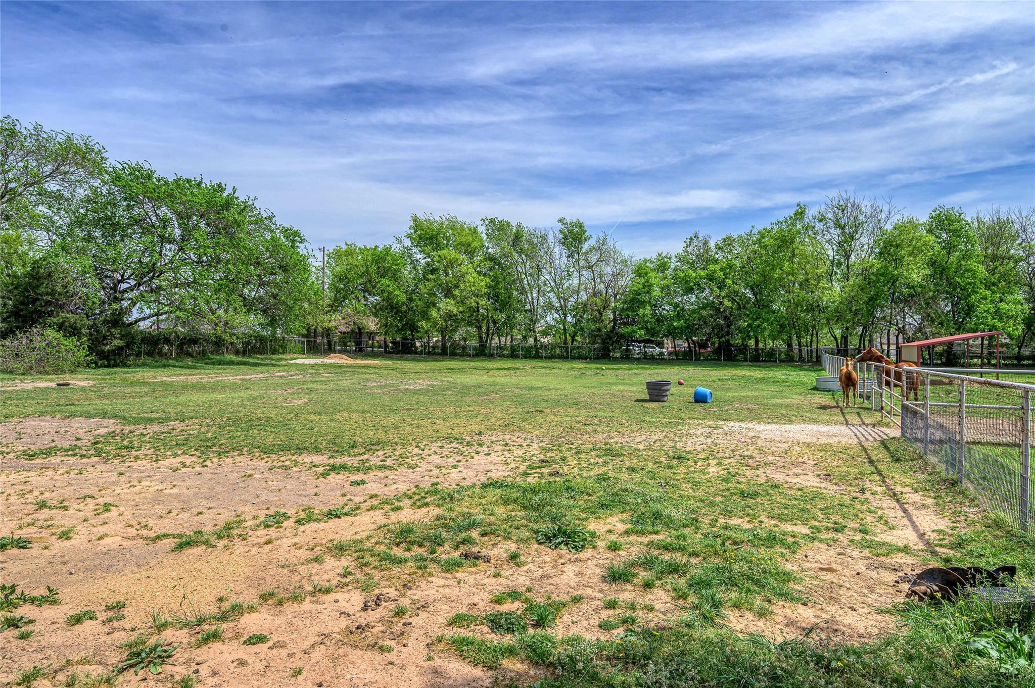 main property photo 27