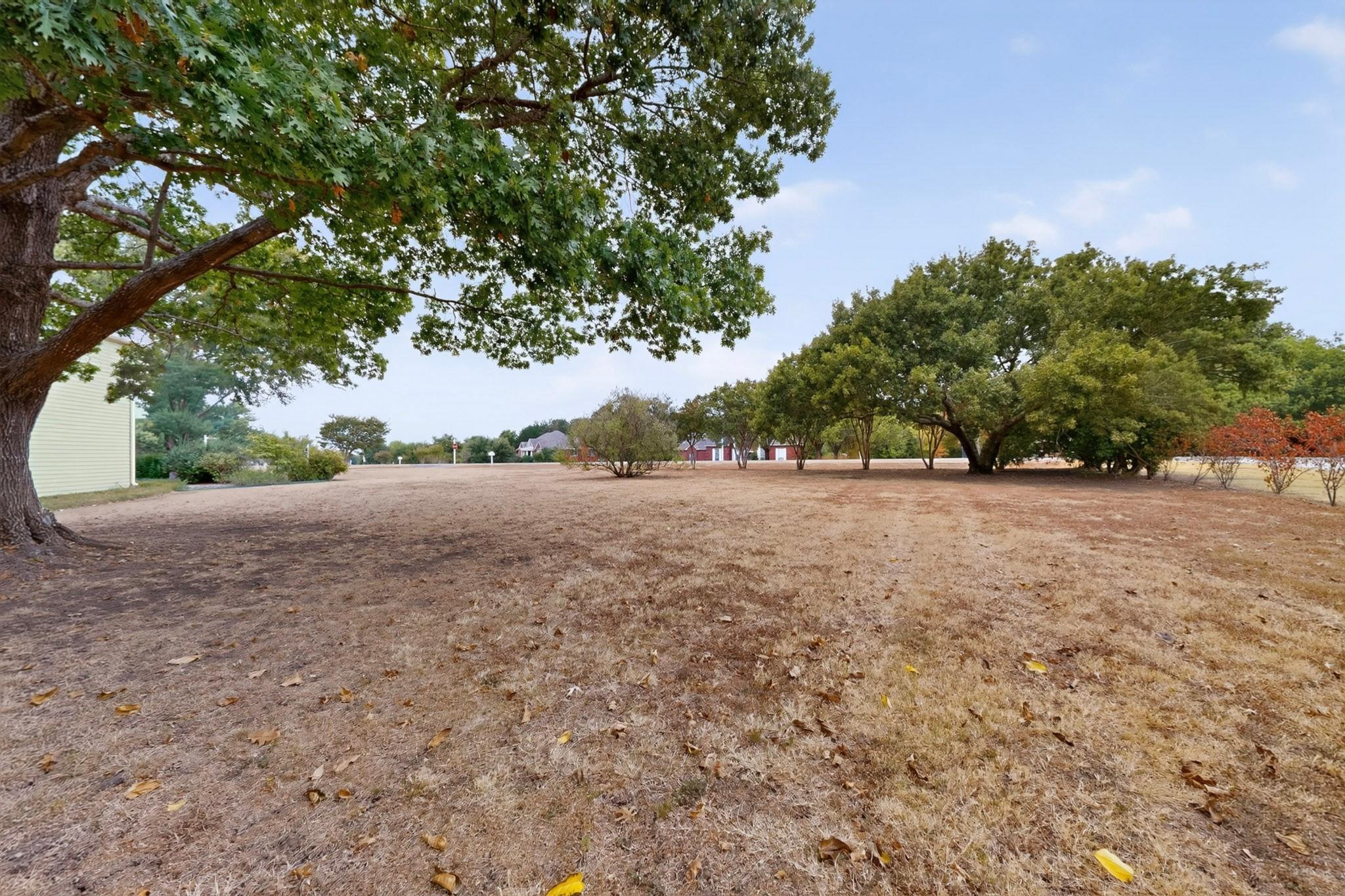 main property photo 37