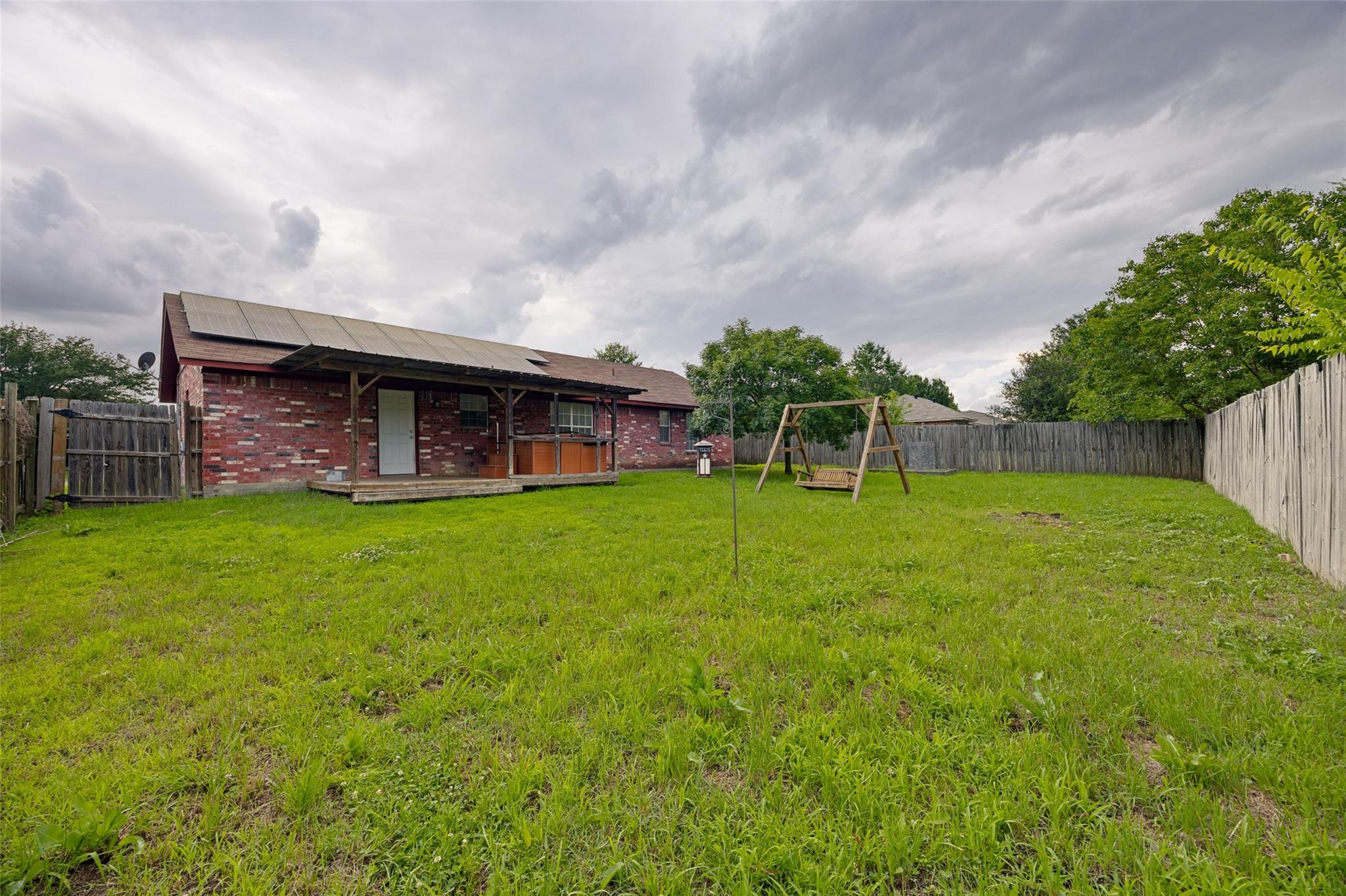 main property photo 23