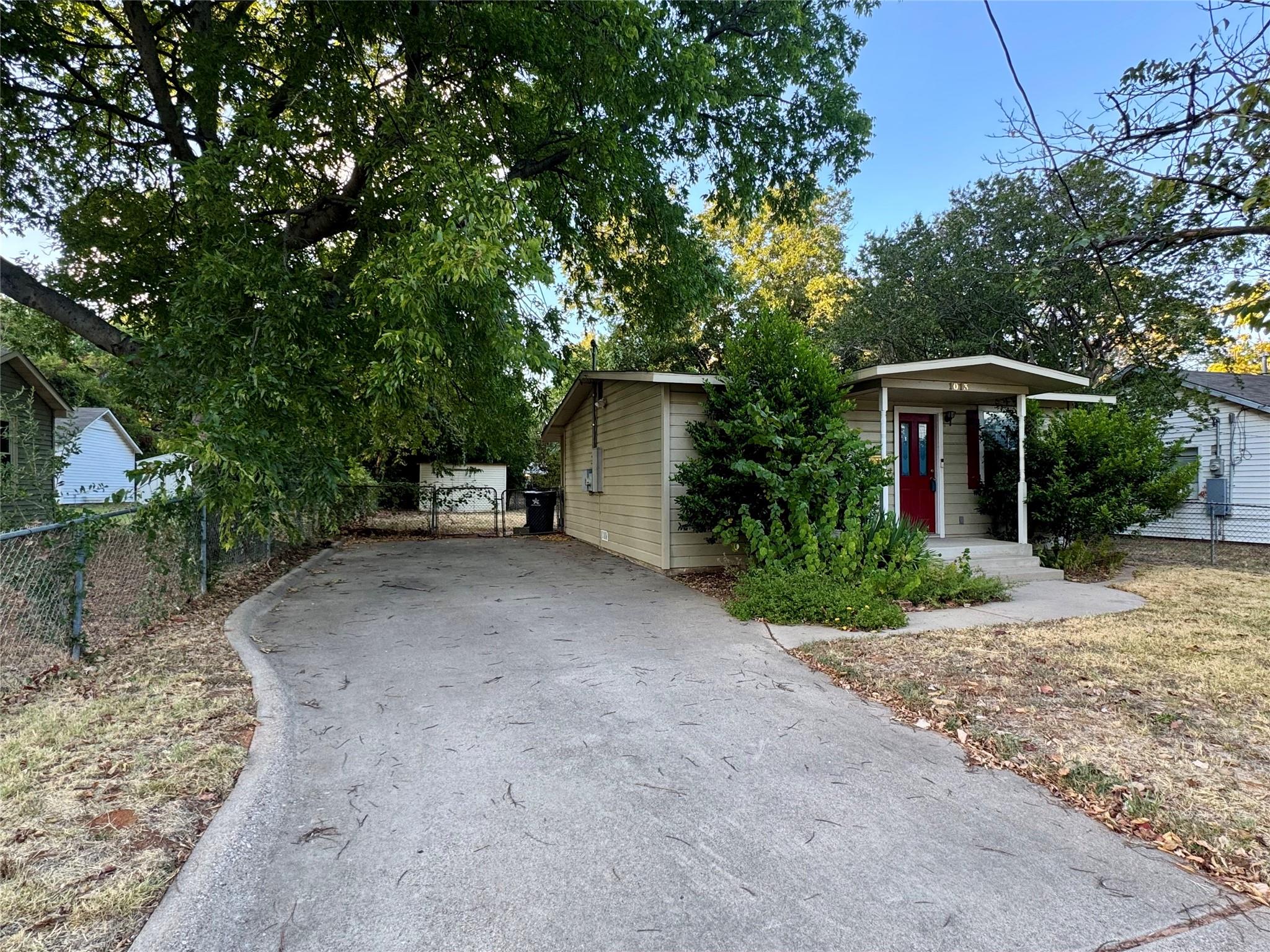 main property photo 1