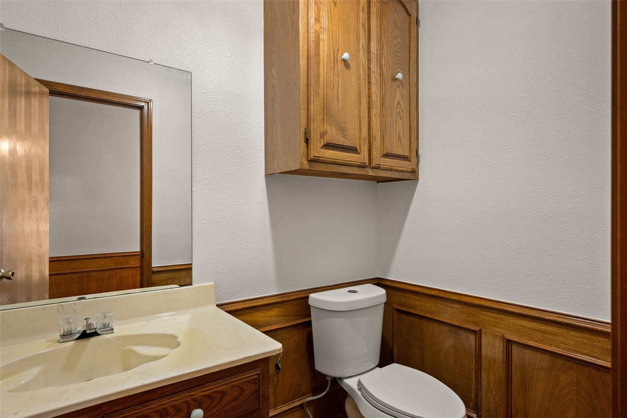 main property photo 25
