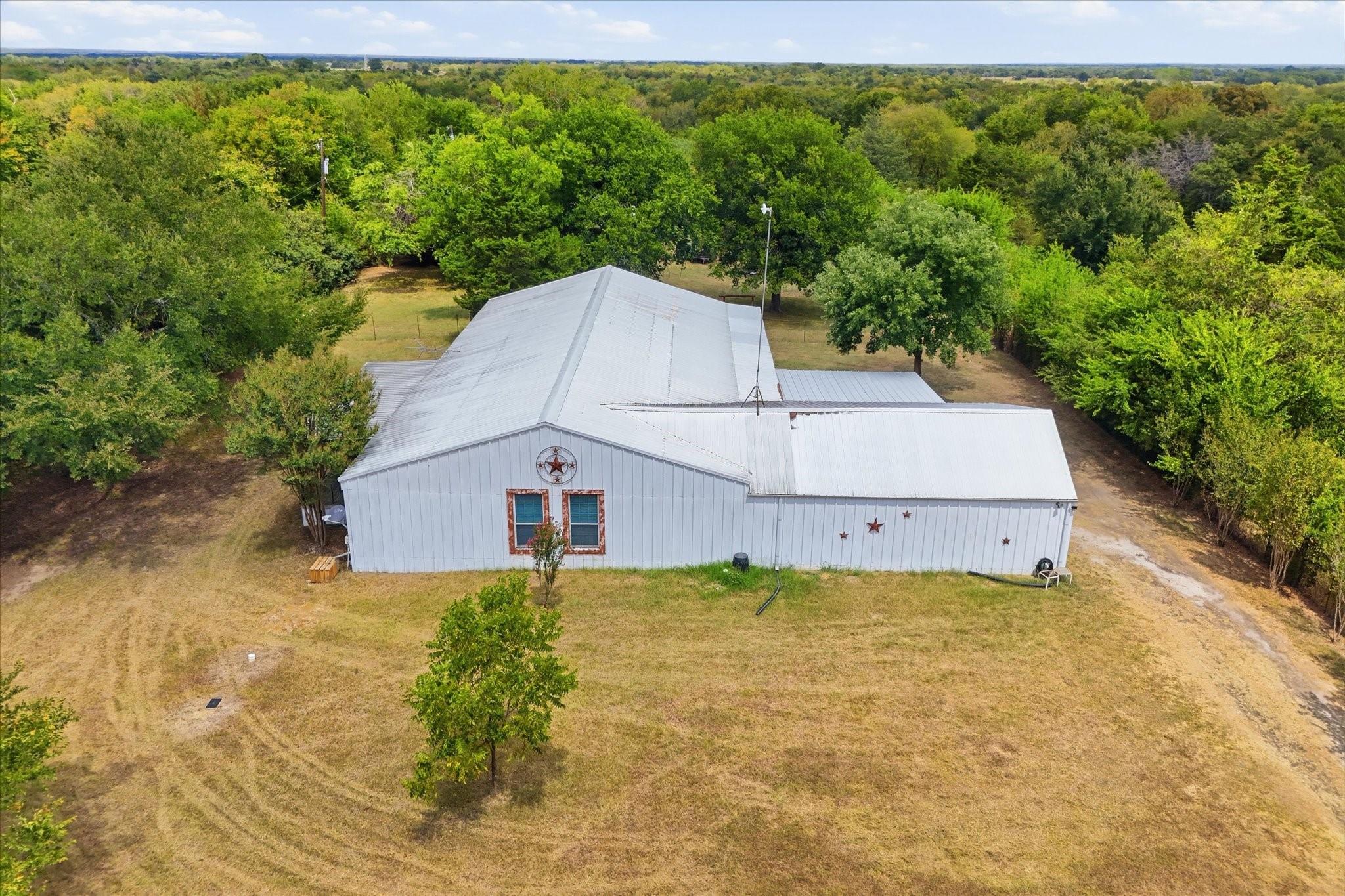 main property photo 34