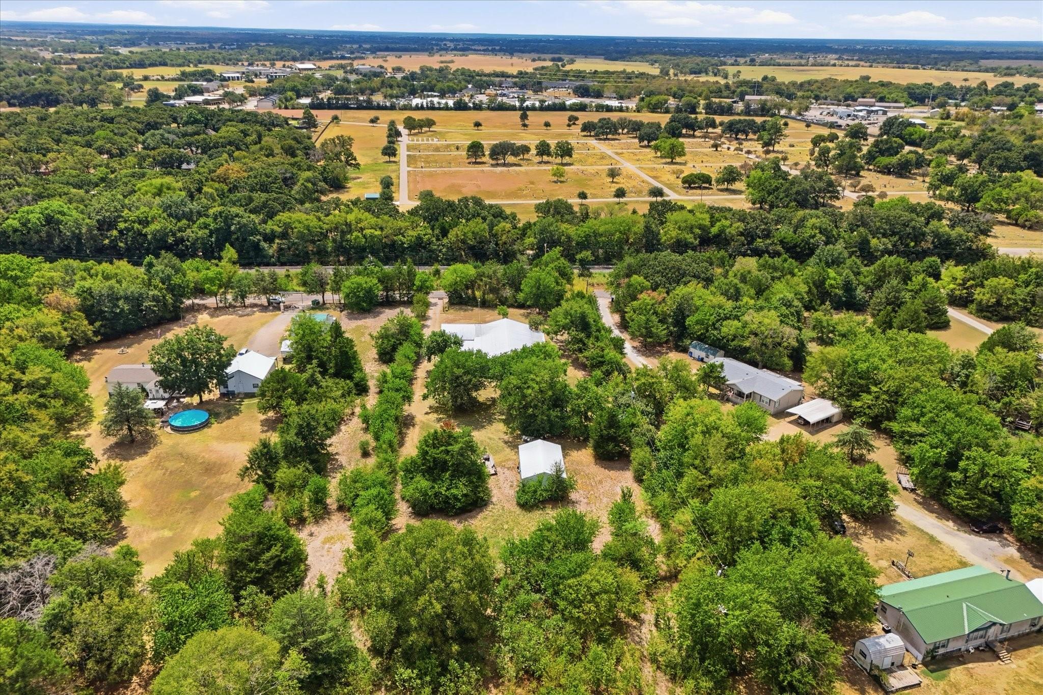 main property photo 36