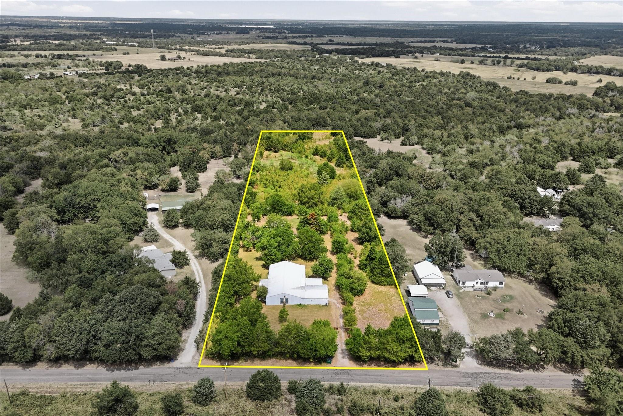 main property photo 38