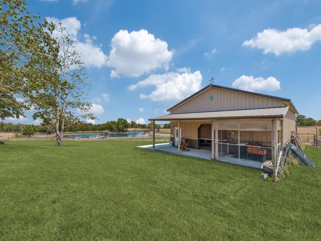 main property photo 25