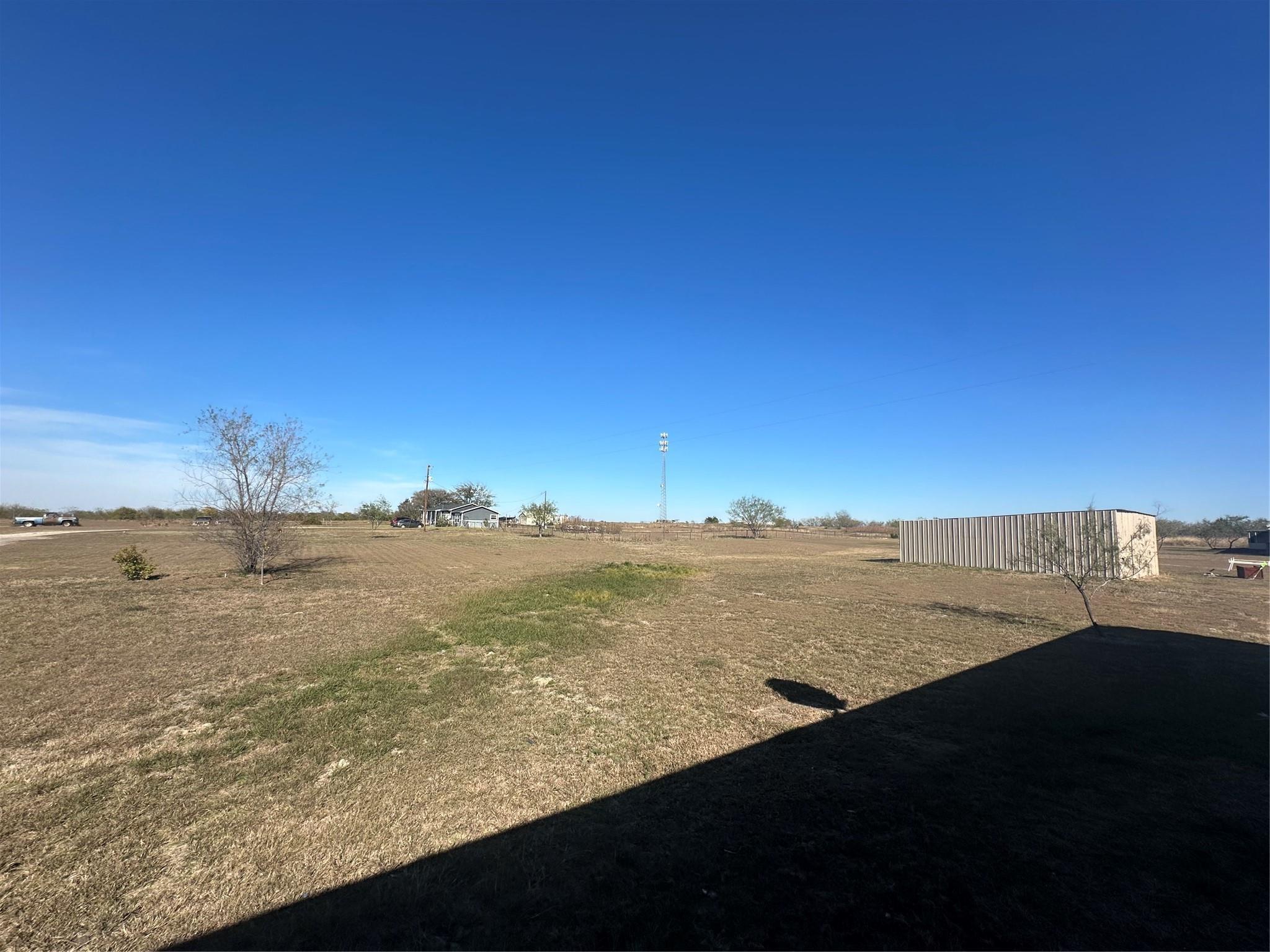 main property photo 22