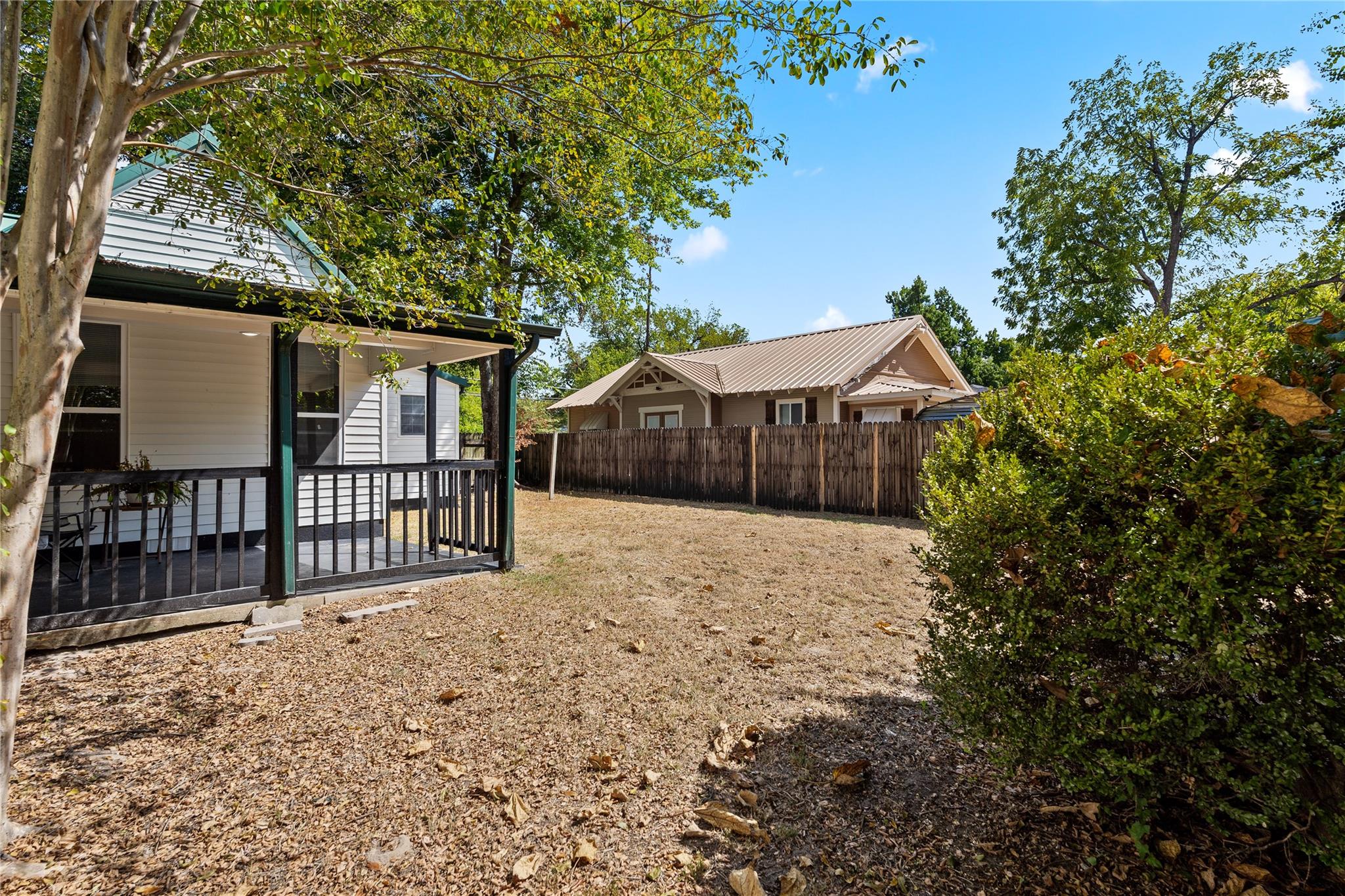 main property photo 29