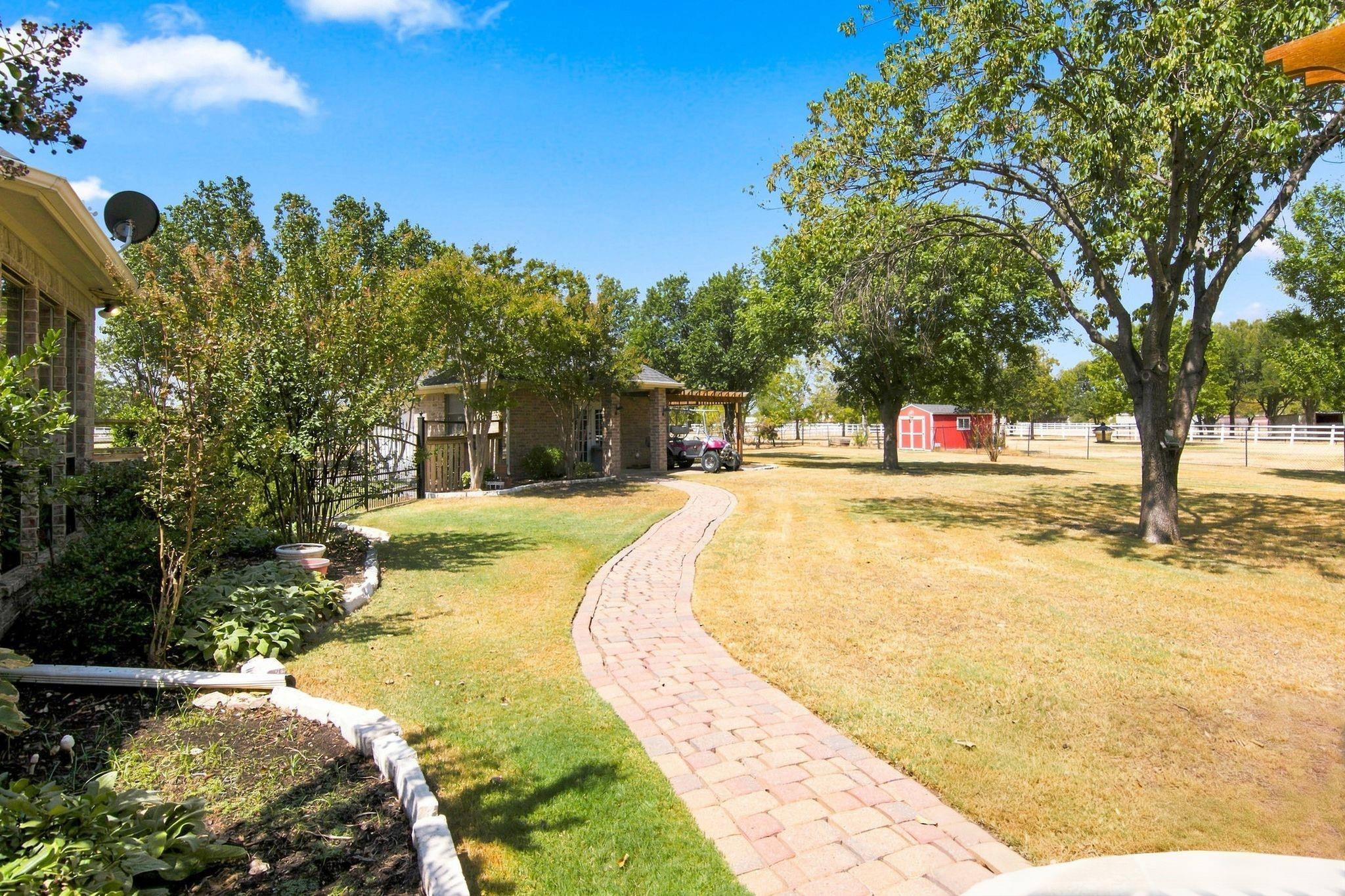main property photo 32