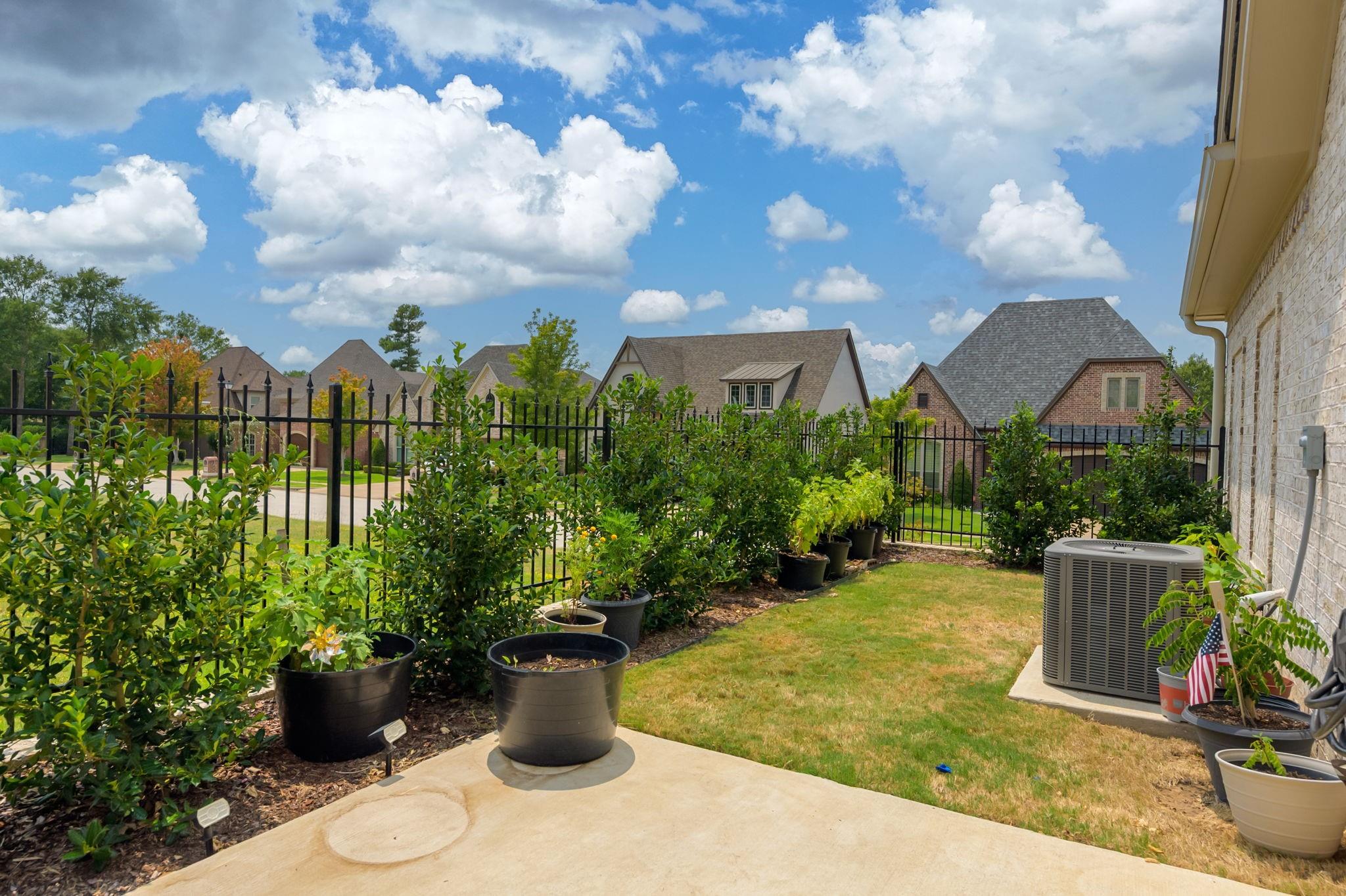 main property photo 34