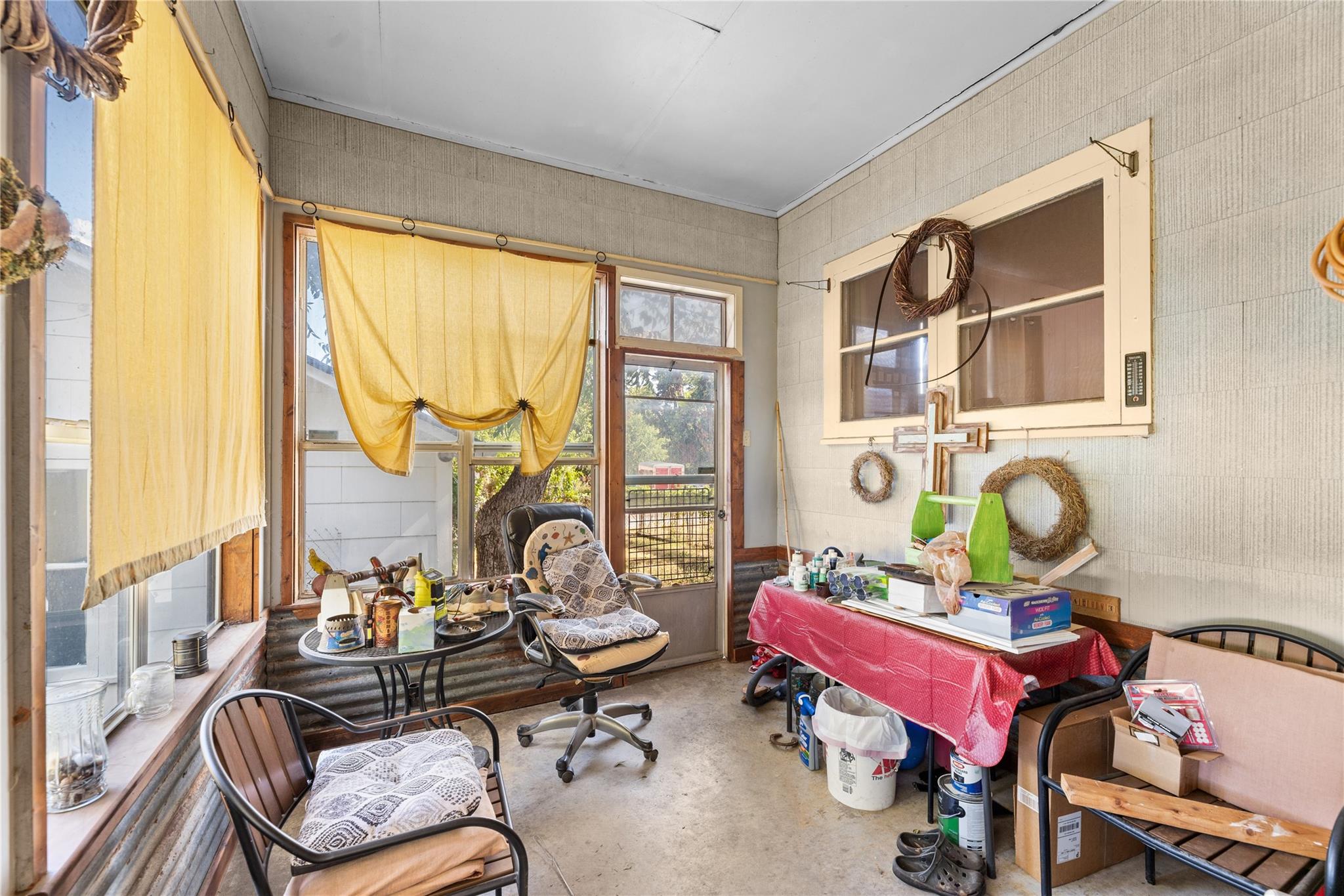main property photo 18