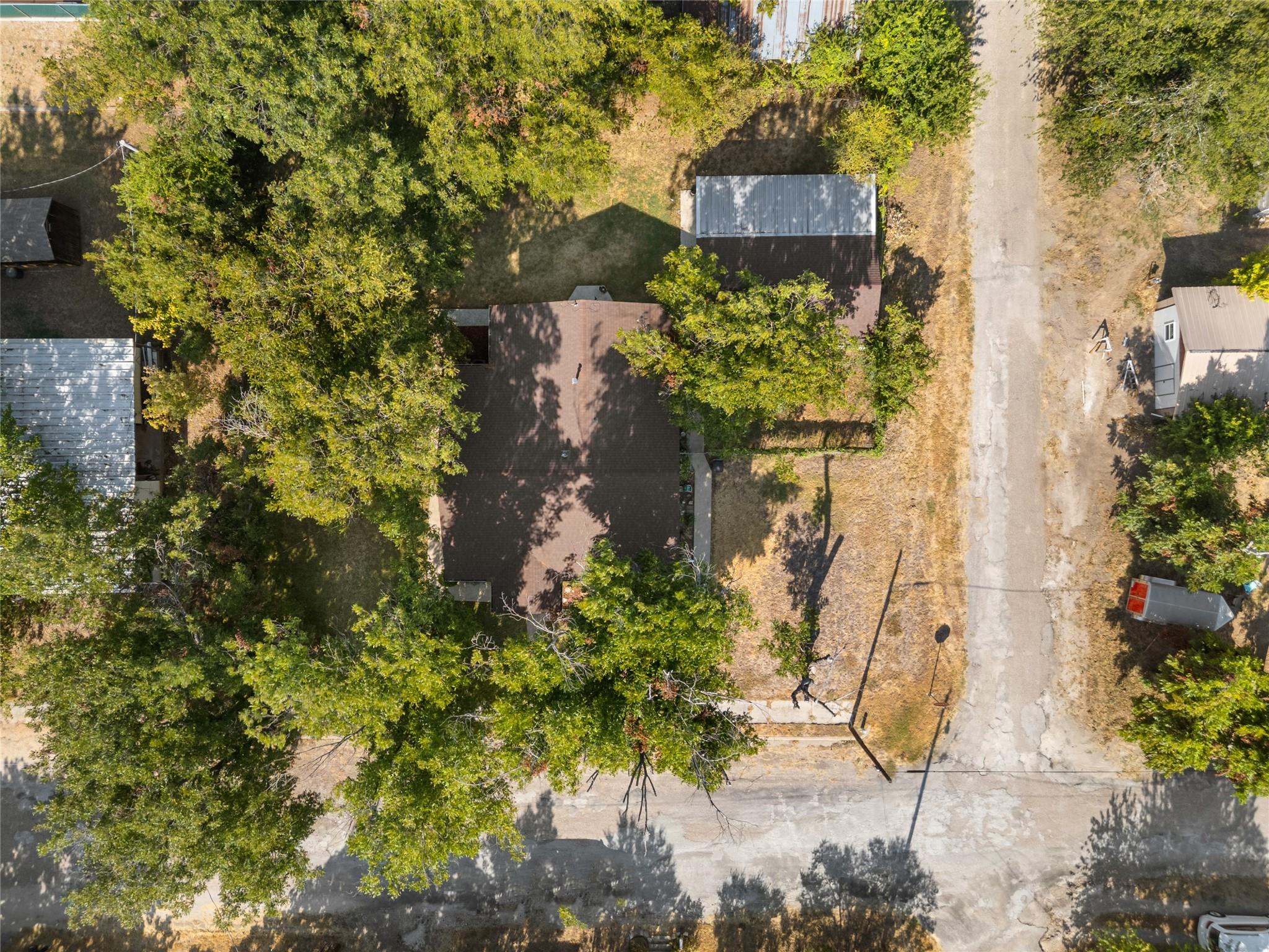 main property photo 26