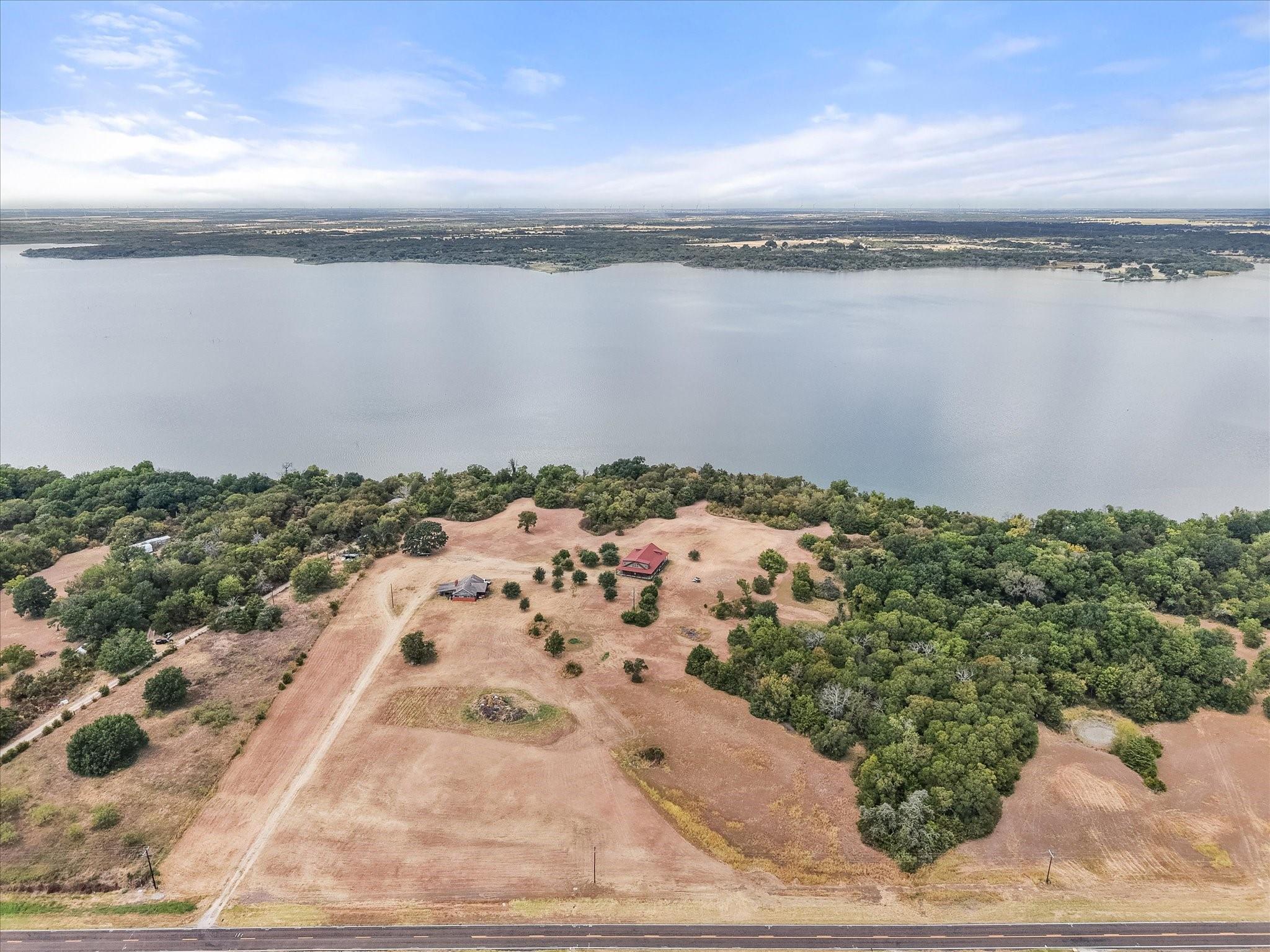 main property photo 24