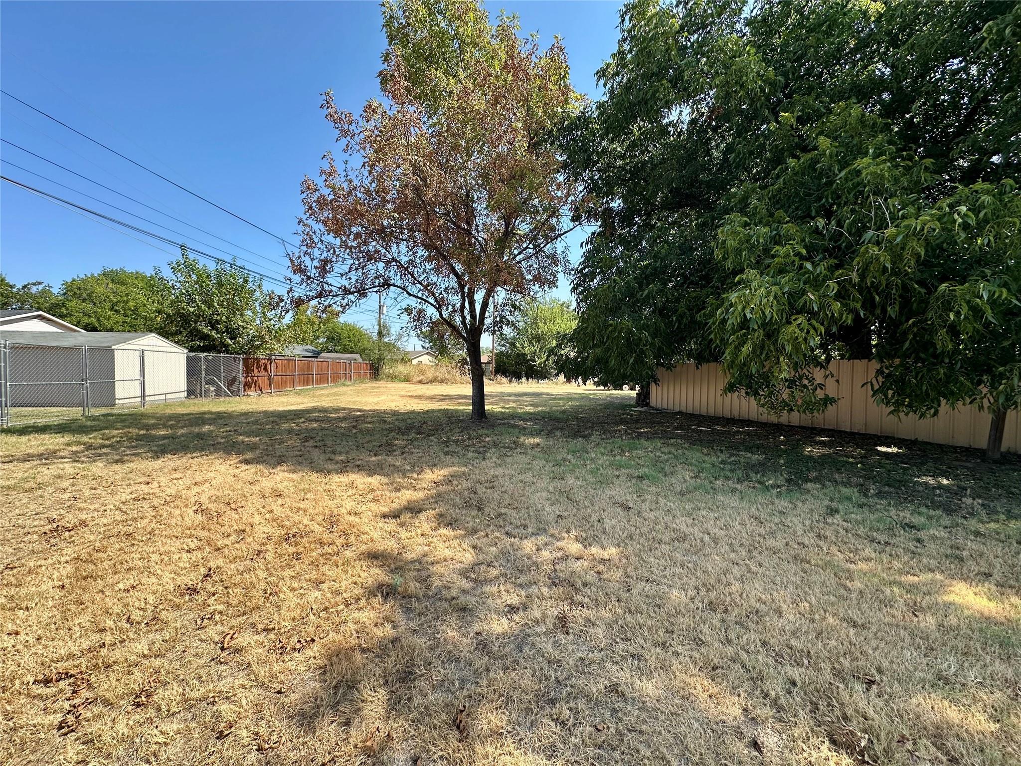 main property photo 21