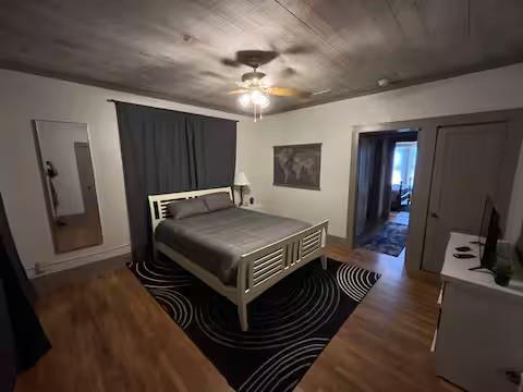 main property photo 9