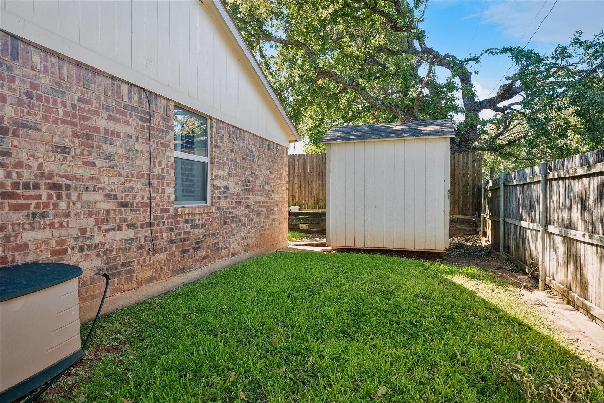 main property photo 21