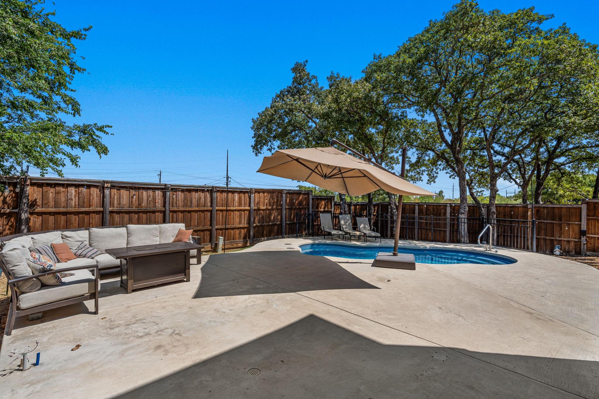 main property photo 31