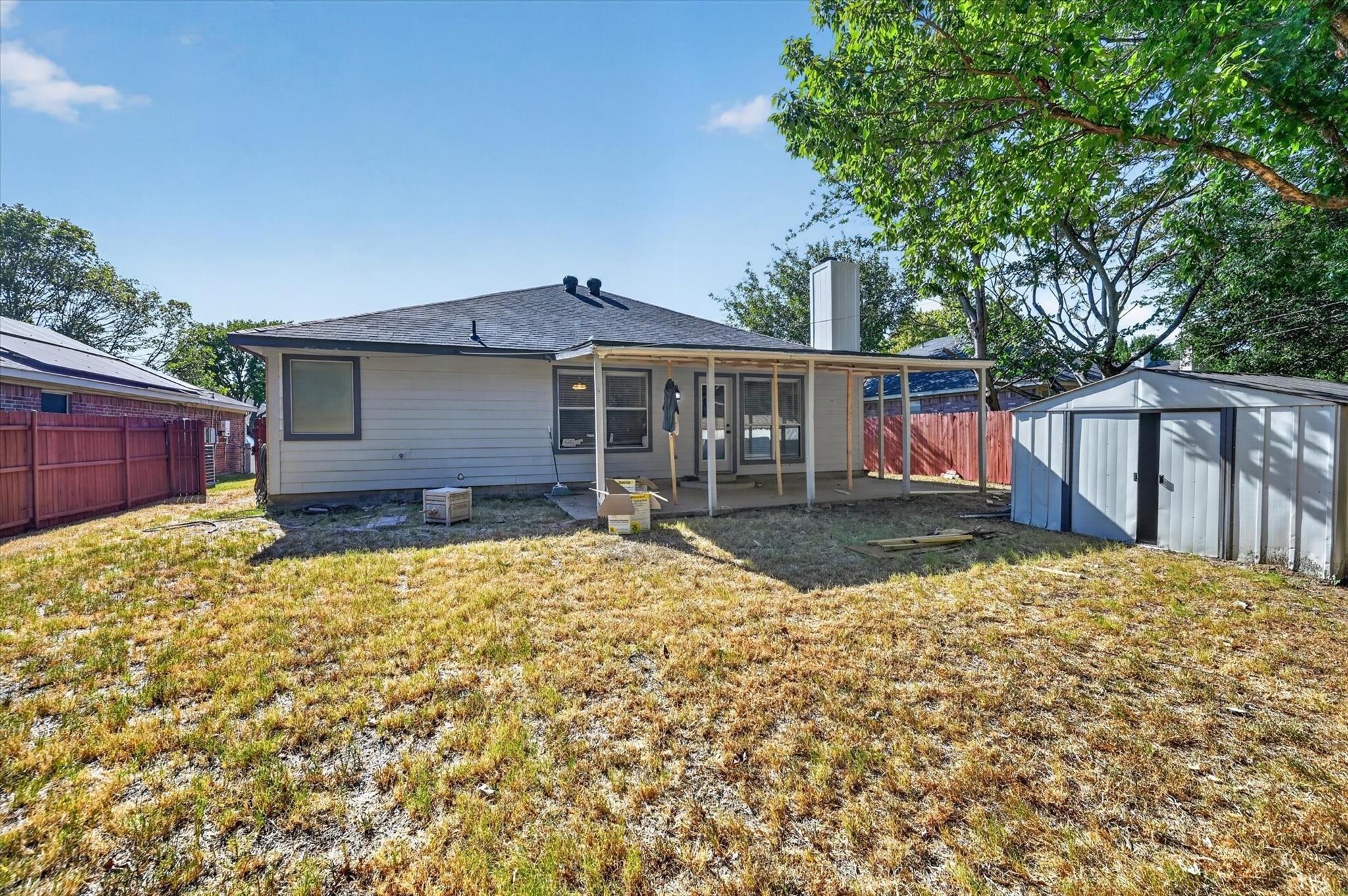 main property photo 23