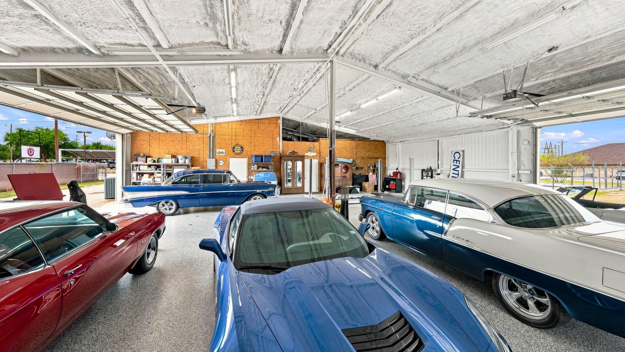 main property photo 13