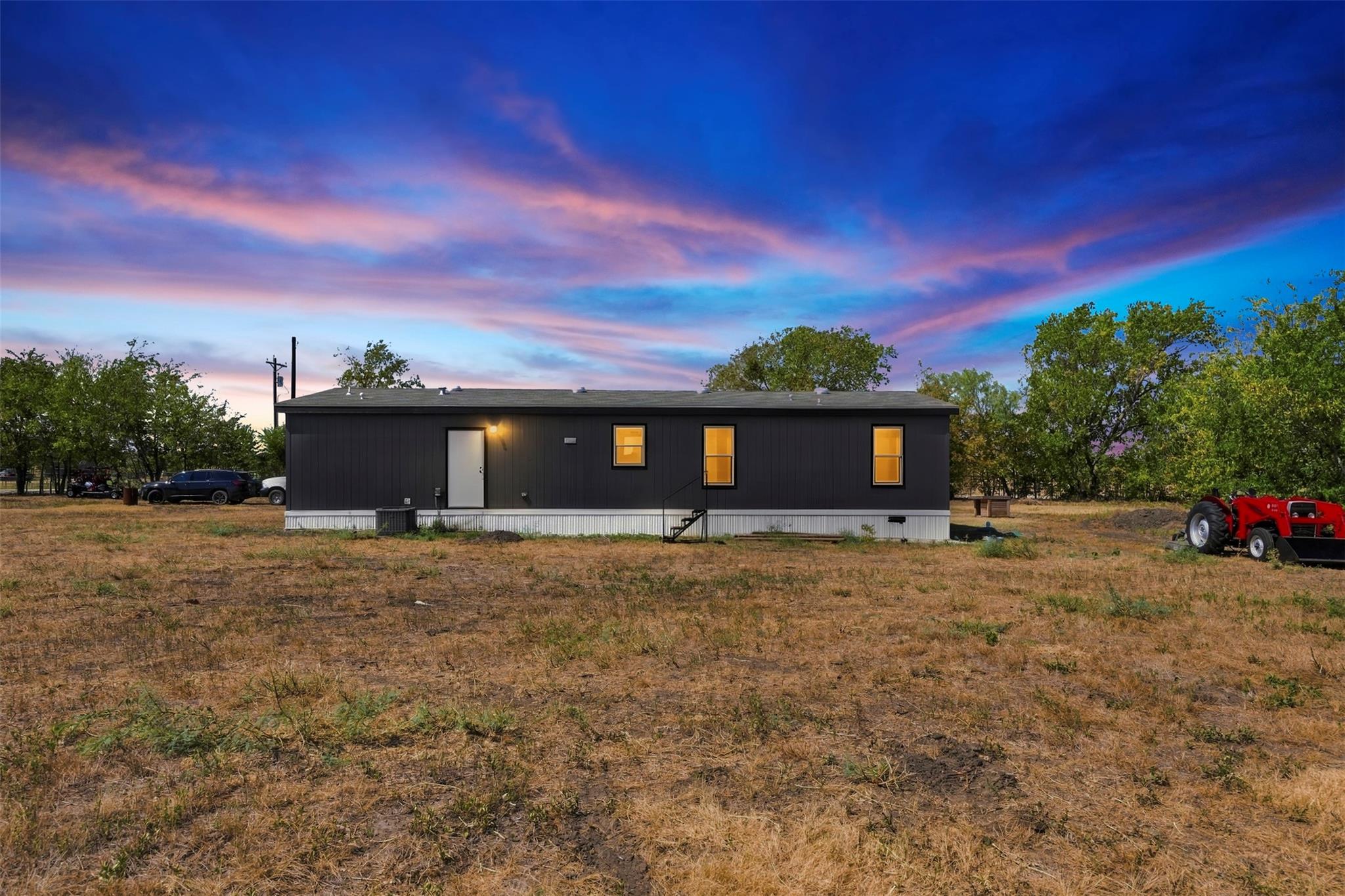 main property photo 21