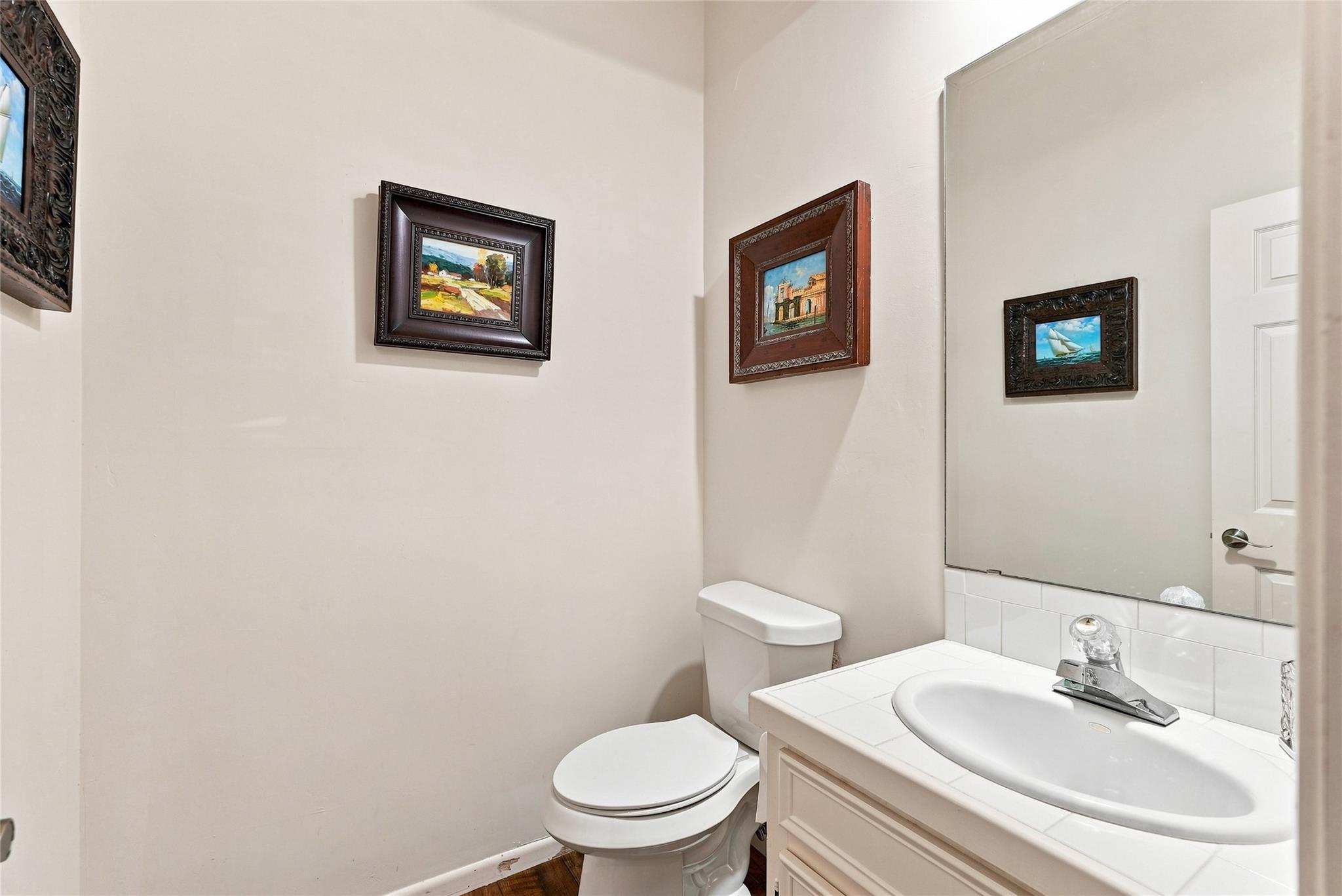 main property photo 22