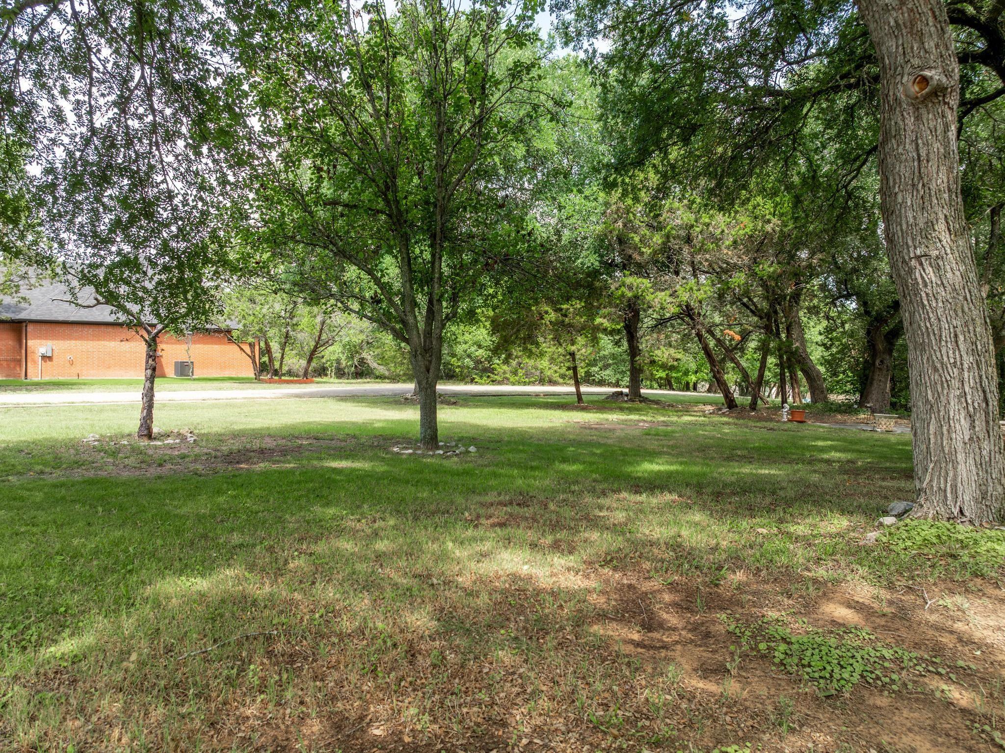 main property photo 37