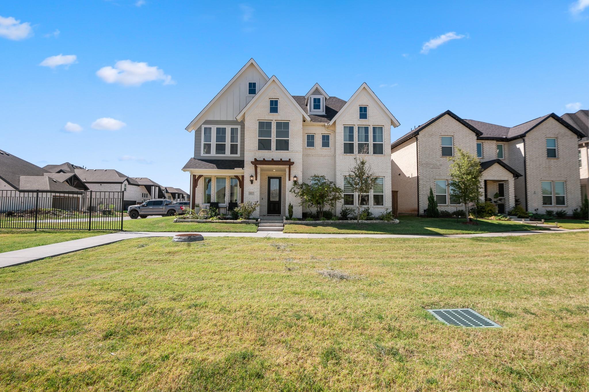 main property photo 31