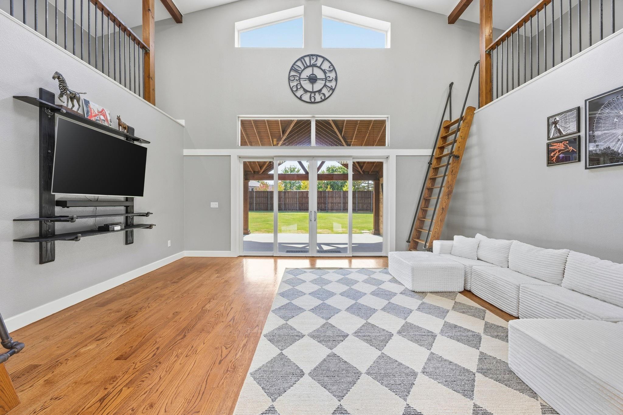 main property photo 3