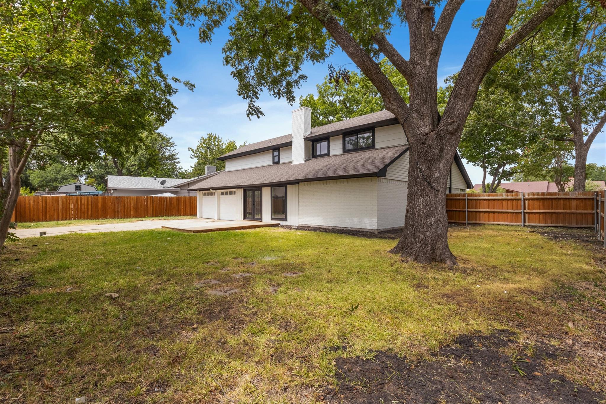 main property photo 22
