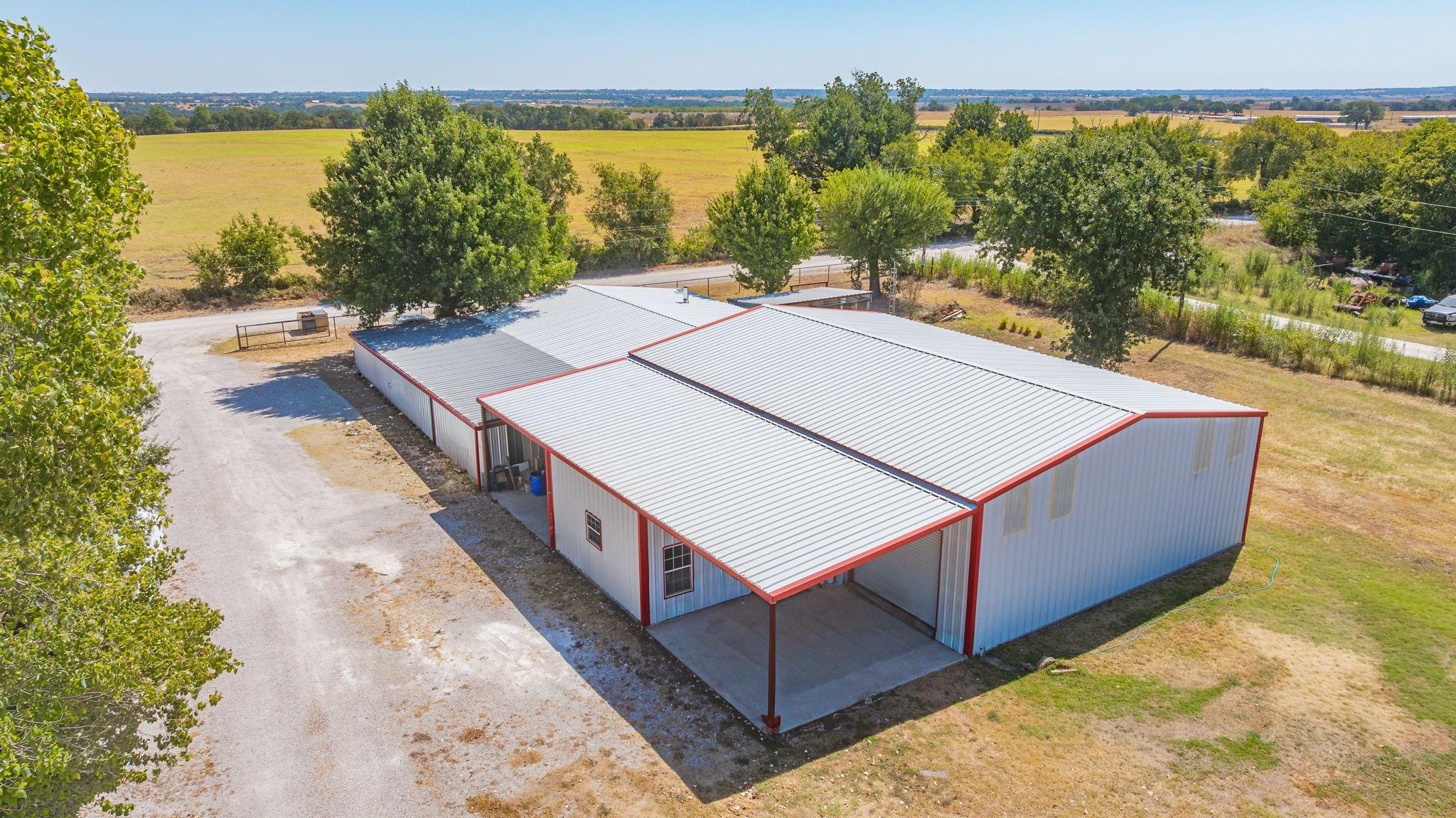 main property photo 25