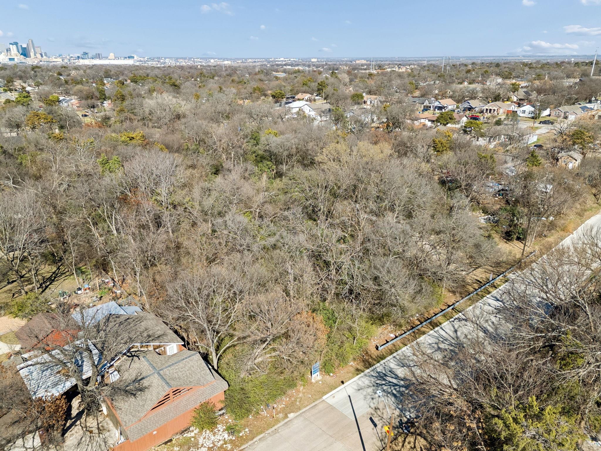 main property photo 6