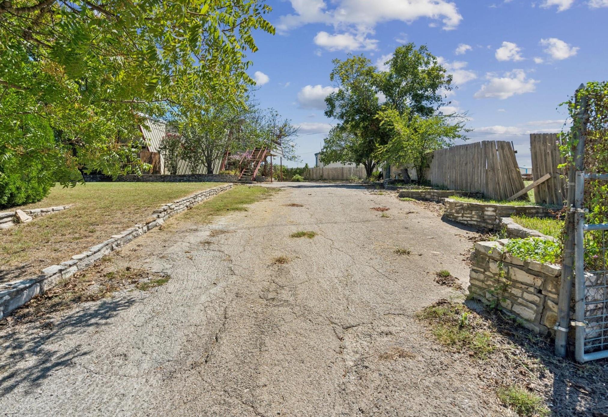 main property photo 38
