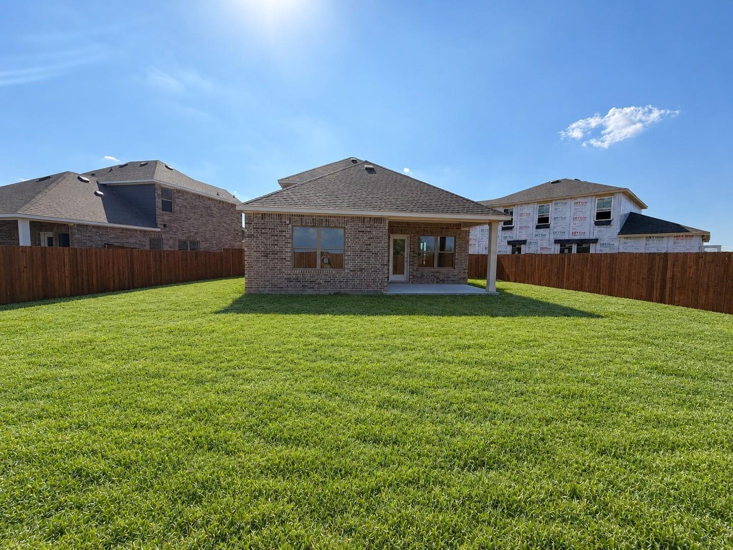 main property photo 25