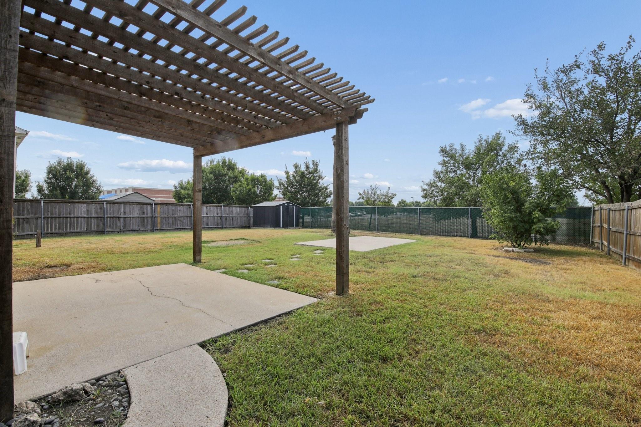 main property photo 3