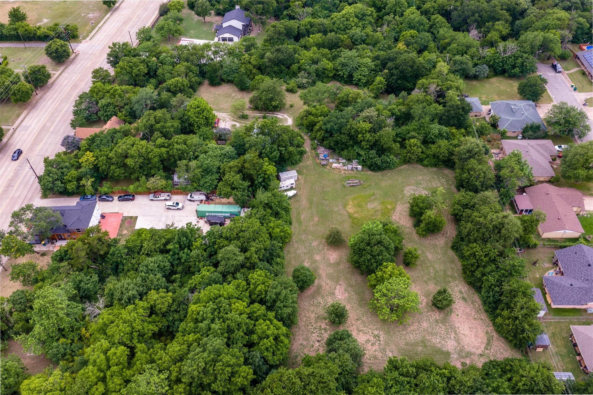 main property photo 9