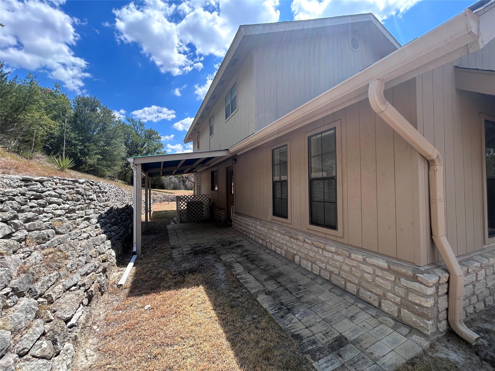 main property photo 35