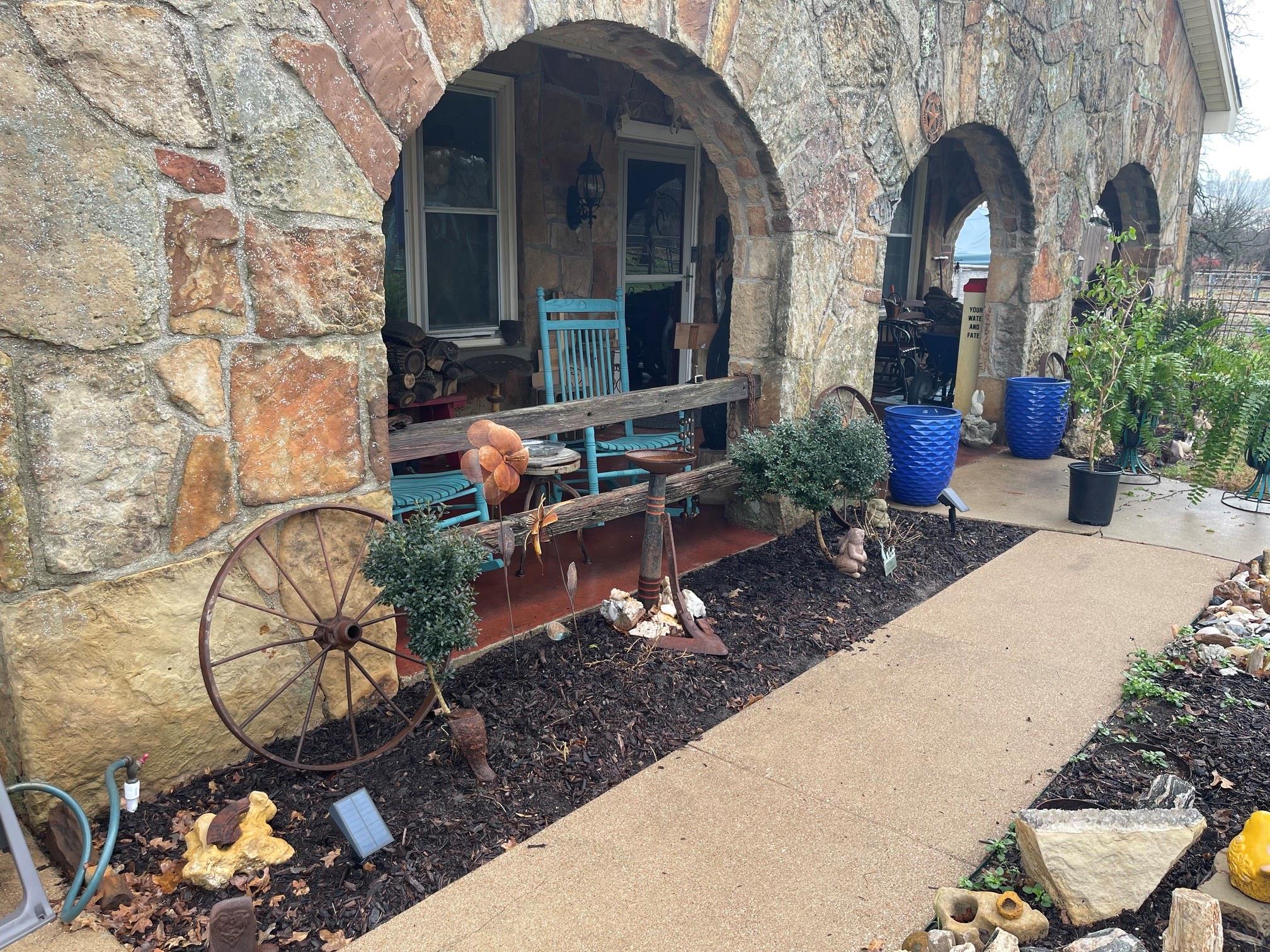 main property photo 16