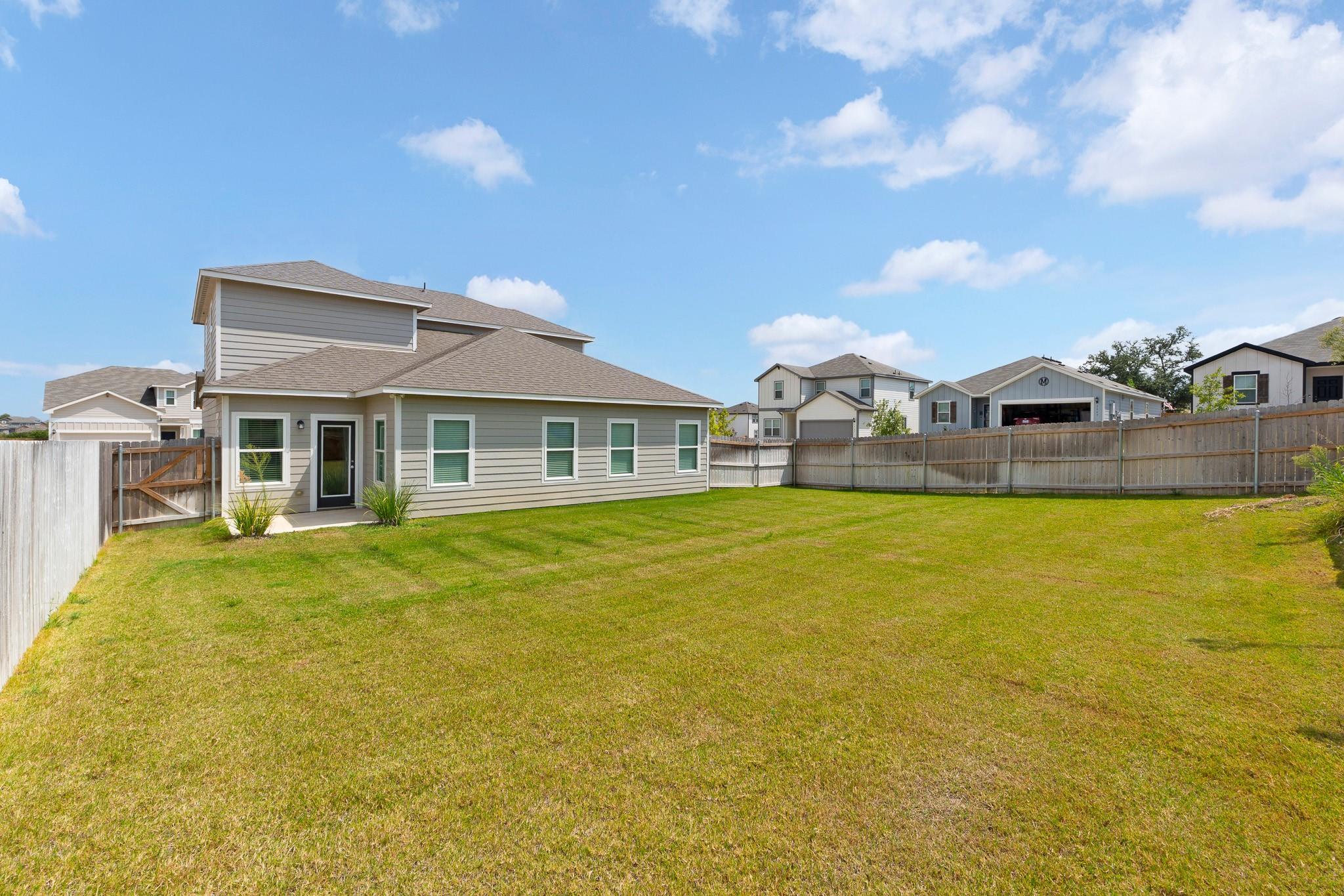 main property photo 30